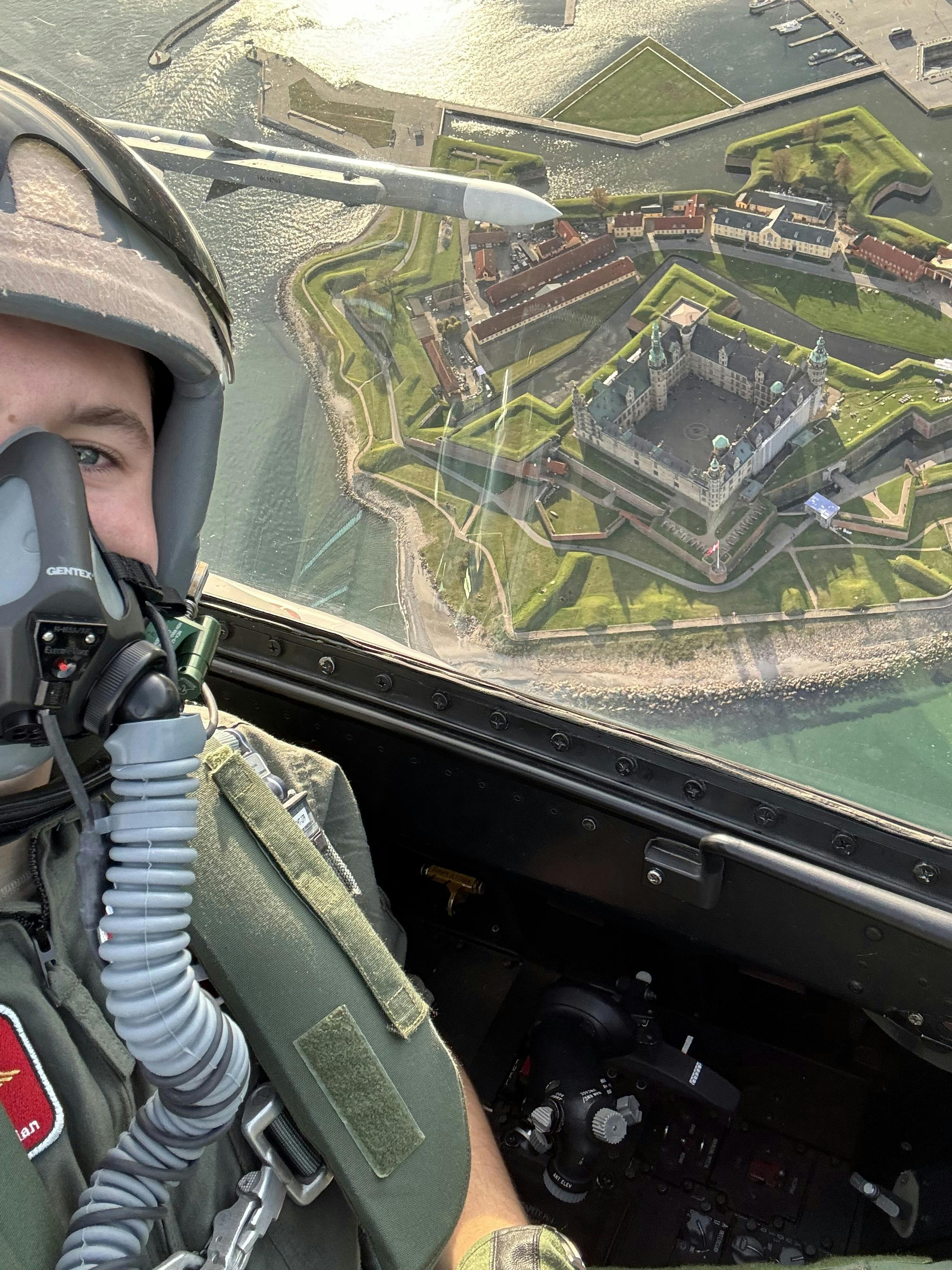 Er det årets selfie? I hvert fald fra kongehuset.