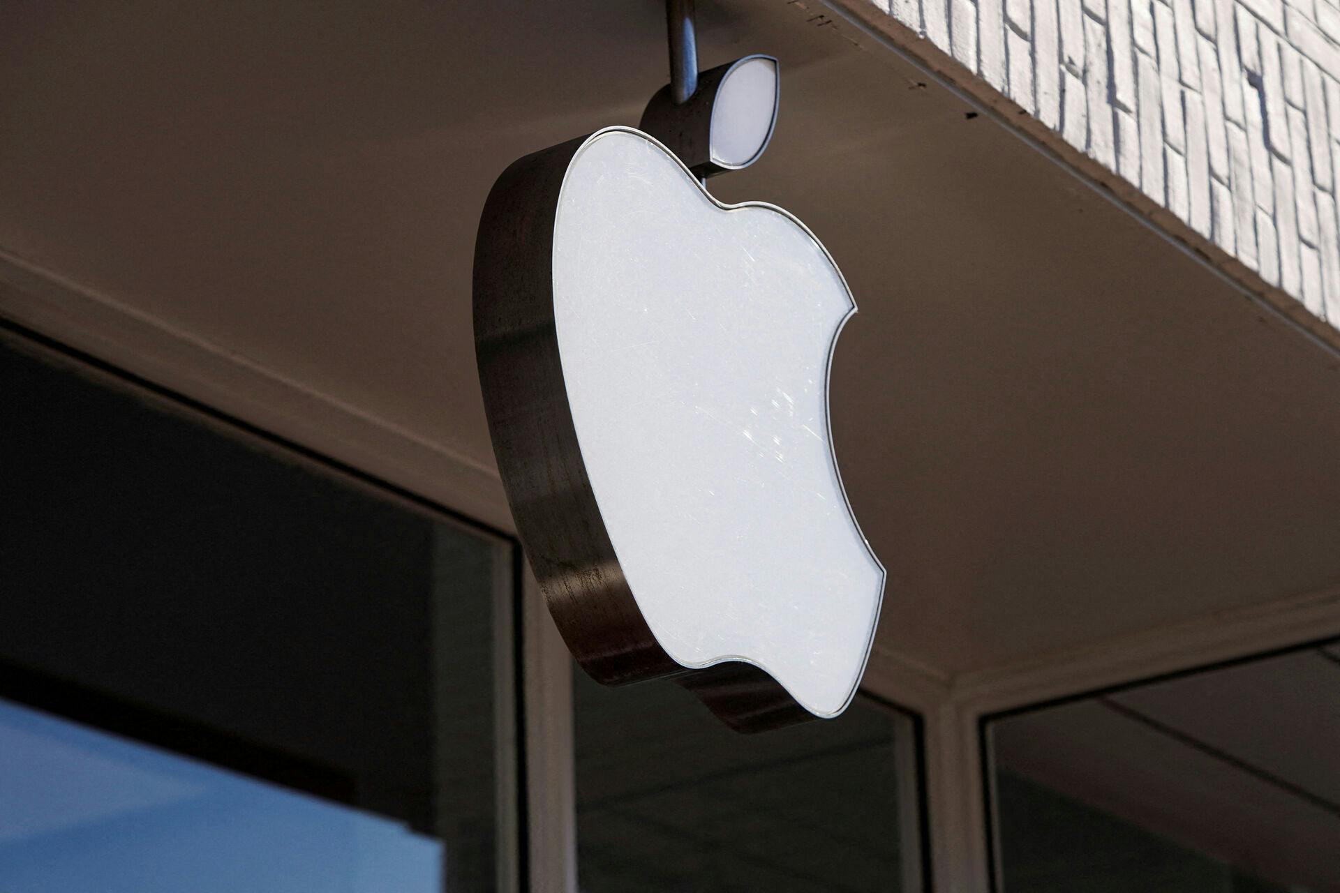 Apple kommer snart med et nyt produkt, og alt tyder på, det er en ny bærbar computer.
