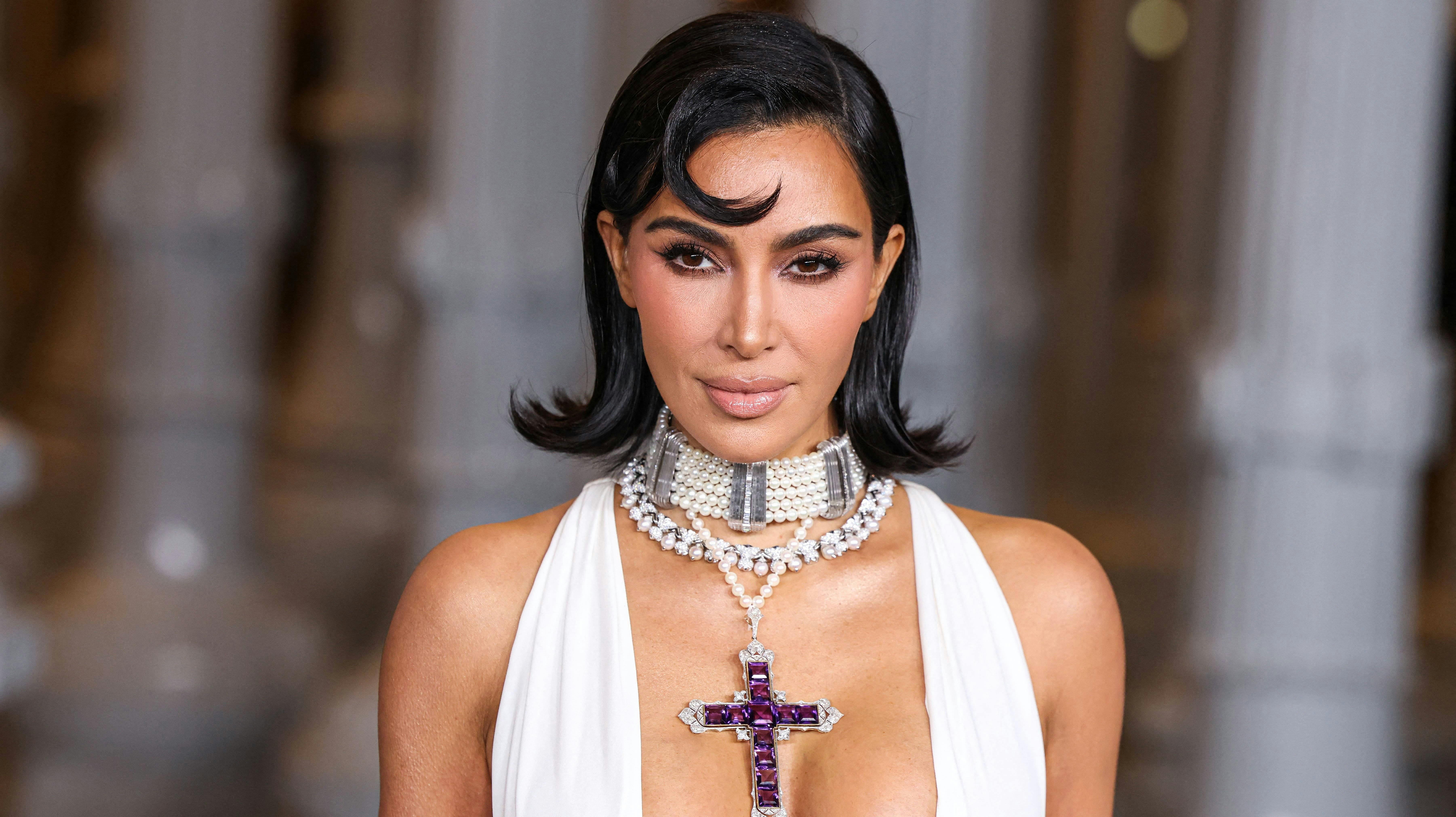 Kim Kardashian tager nu bladet fra munden i forhold til rygterne om hendes svoger.