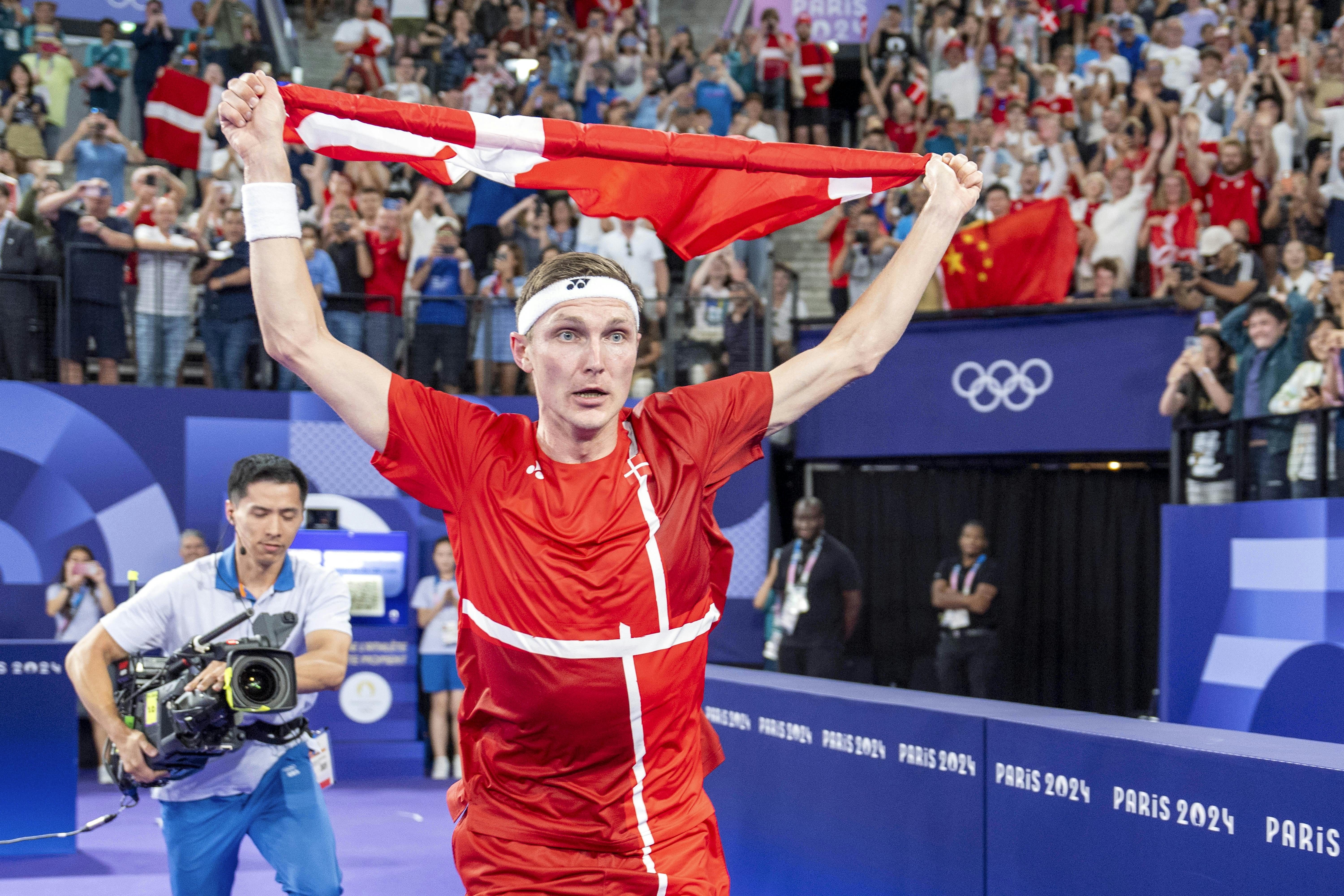 Viktor Axelsen var rørt, efter han fredag aften spillede sig i semifinalen ved Denmark Open. (Arkivfoto)