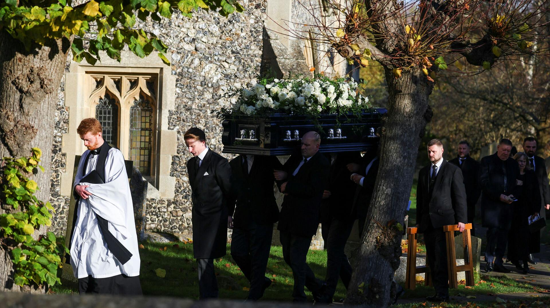 20. november sidste år sagde familien farvel til Liam Payne ved en meget følelsesladet begravelse. Men sorgen har ikke sluppet grebet i dem, afslører hans storesøster nu.
