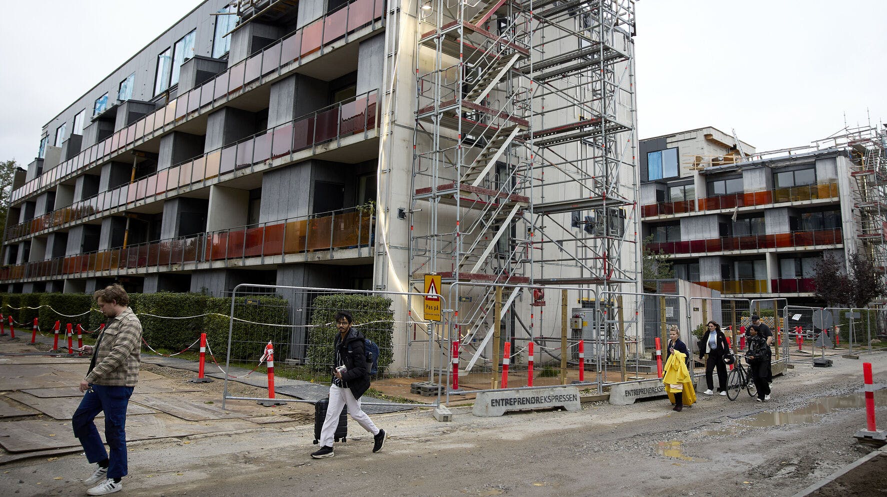 Efter en ufrivillig uge væk fra hjemmet kan 97 beboere i Munkebjerg Park 5-7 nu begynde at vende tilbage.