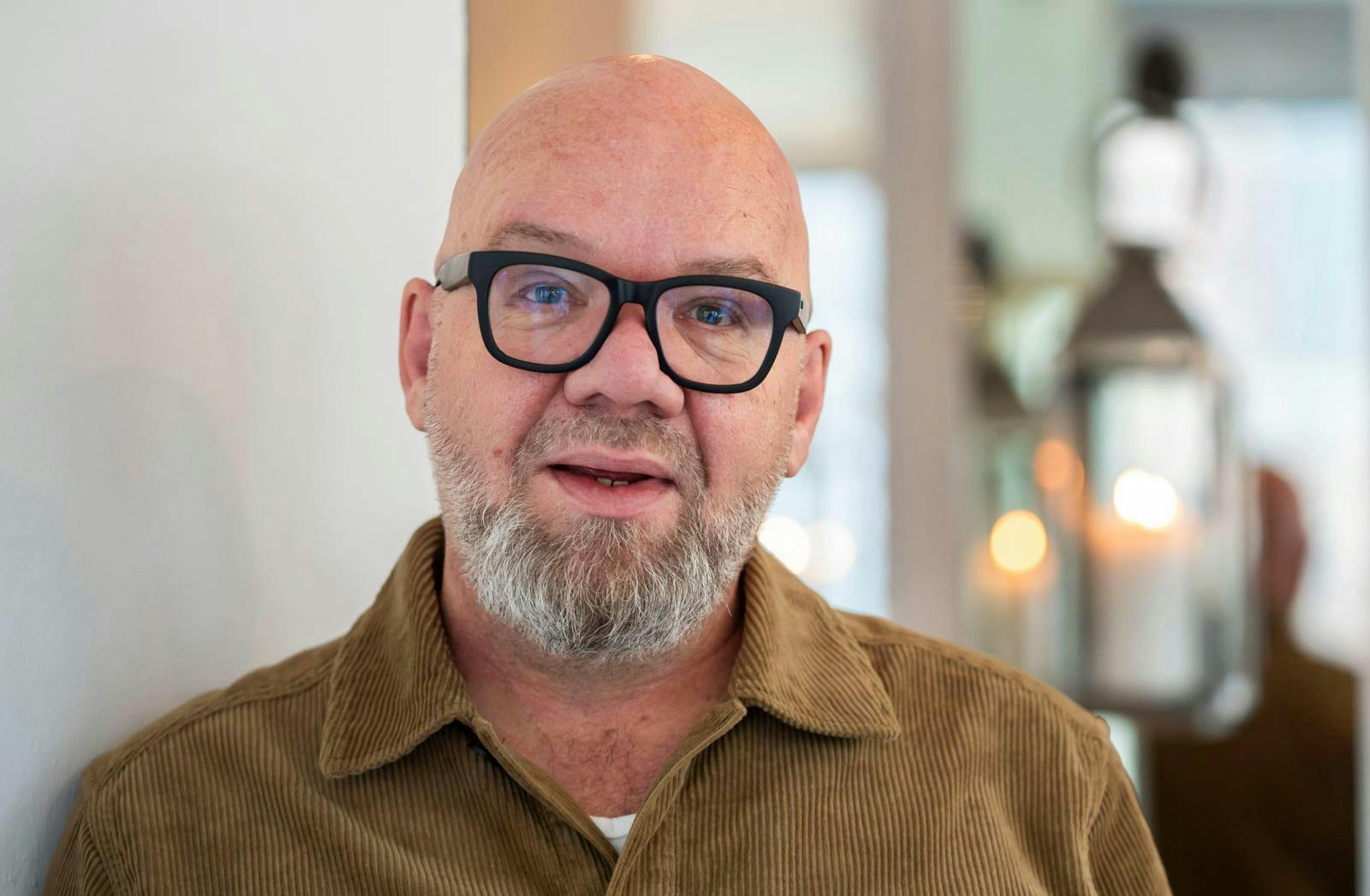 Lars Hjortshøj skal have snart have pakket flyttekasserne.