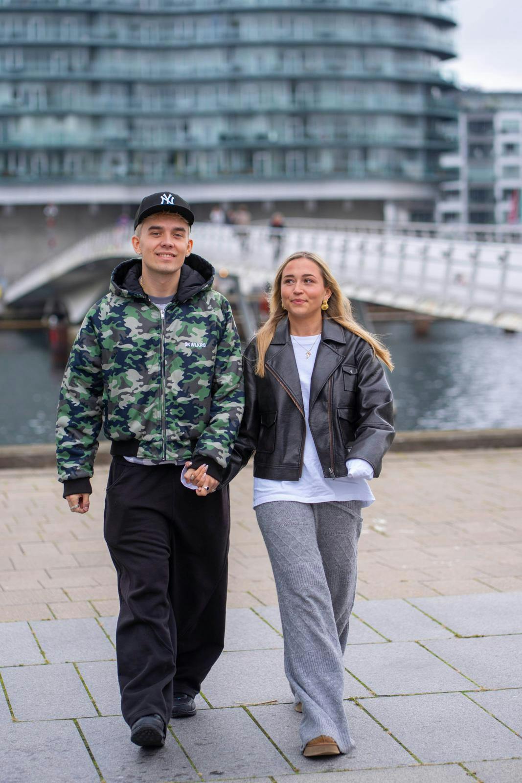 Dina Mary og Oliver Wollenberg erkender, at dramaet bag kulisserne satte sine spor. Men det er også et drama, som parret ikke har lyst til at være en del af.