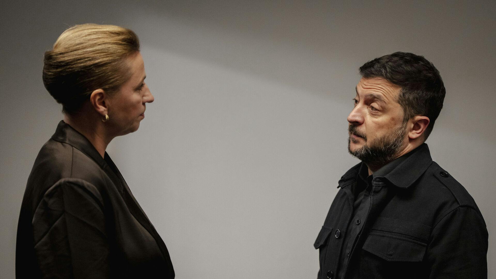 Ukraines præsident, Volodymyr Zelenskyj, skriver mandag på X, at han har talt med statsminister Mette Frederiksen (S).