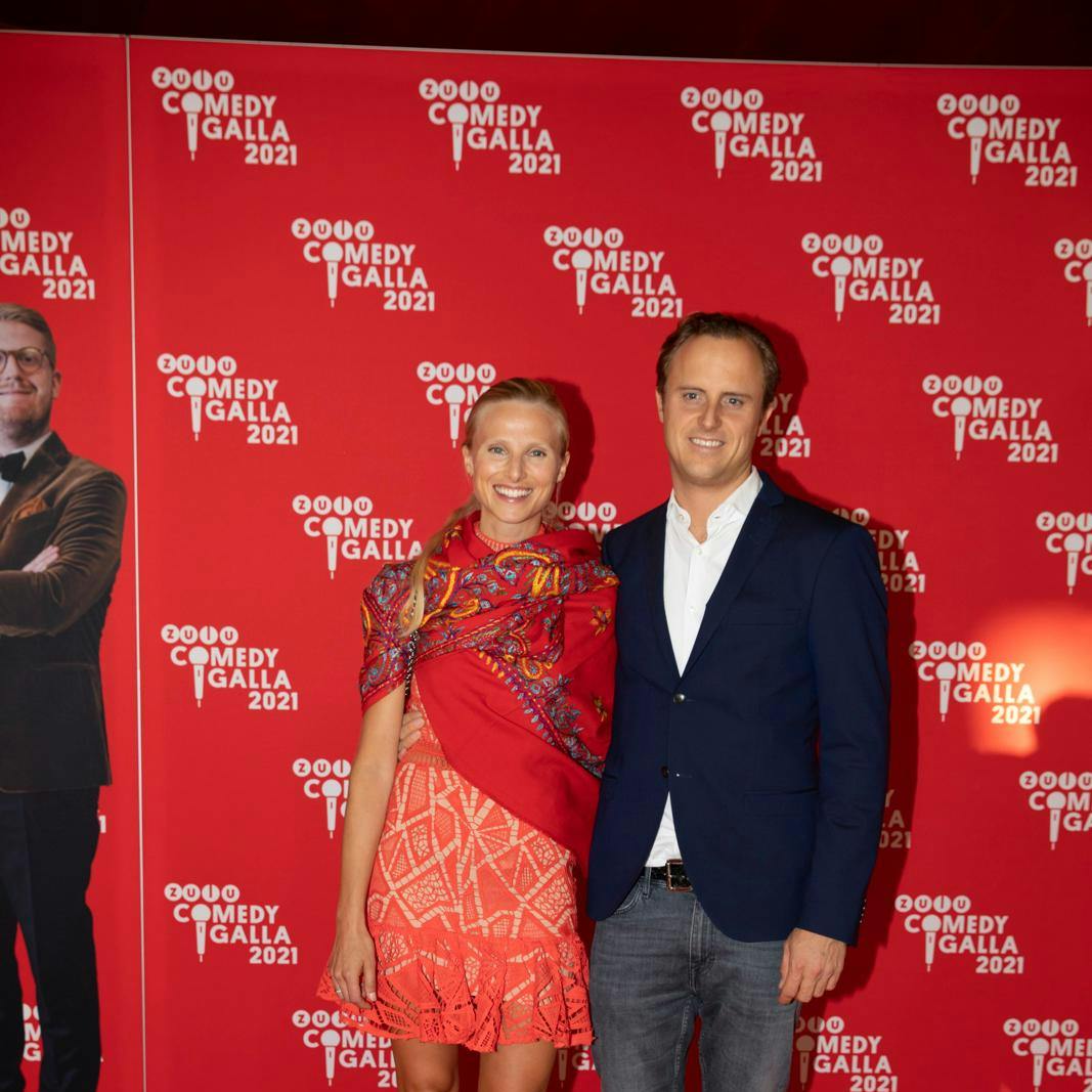 Christian Arnstedt med hustruen Charlotte på den røde løber i 2021.