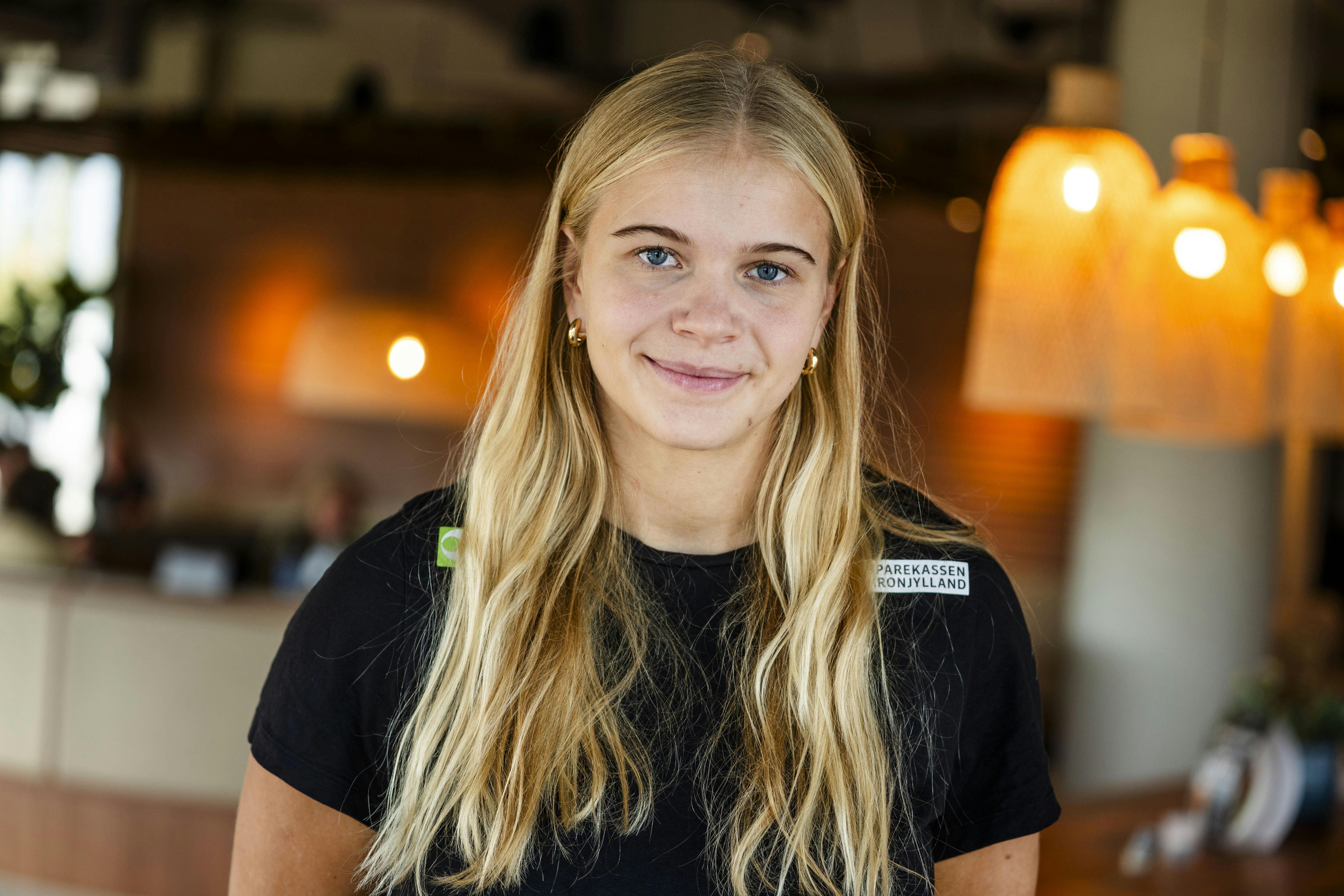 Efter syv år i Ringkøbing Håndbold sagde Nanna Hinnerfeldt farvel og tak i sommer, da hun tog turen til Nykøbing Falster Håndbold. Og det skifte har indtil videre været det helt rigtige for stregspilleren.