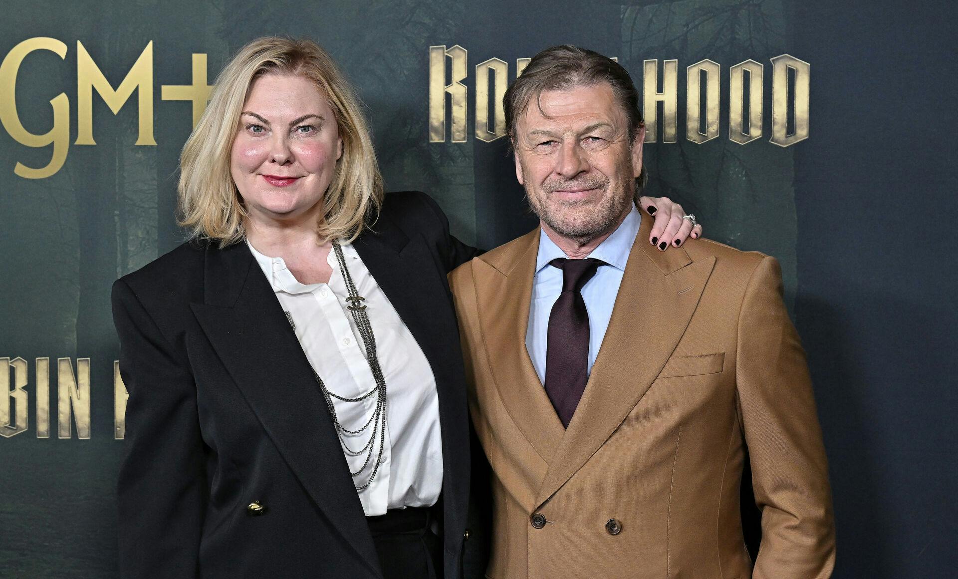 Sean Bean og Ashley Moore på den røde løber.