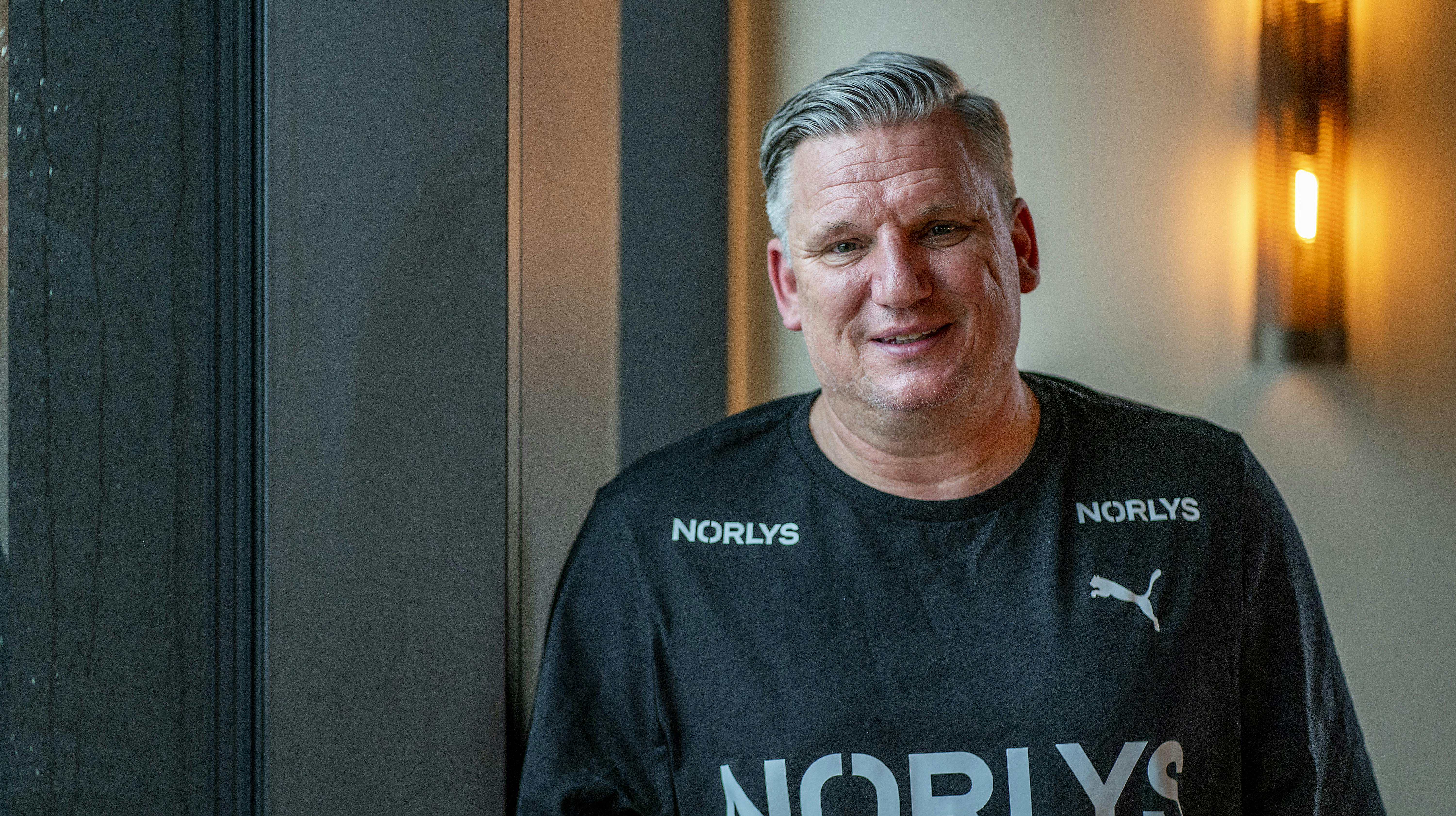 Landsholdstræneren blev stoppet af politiet.