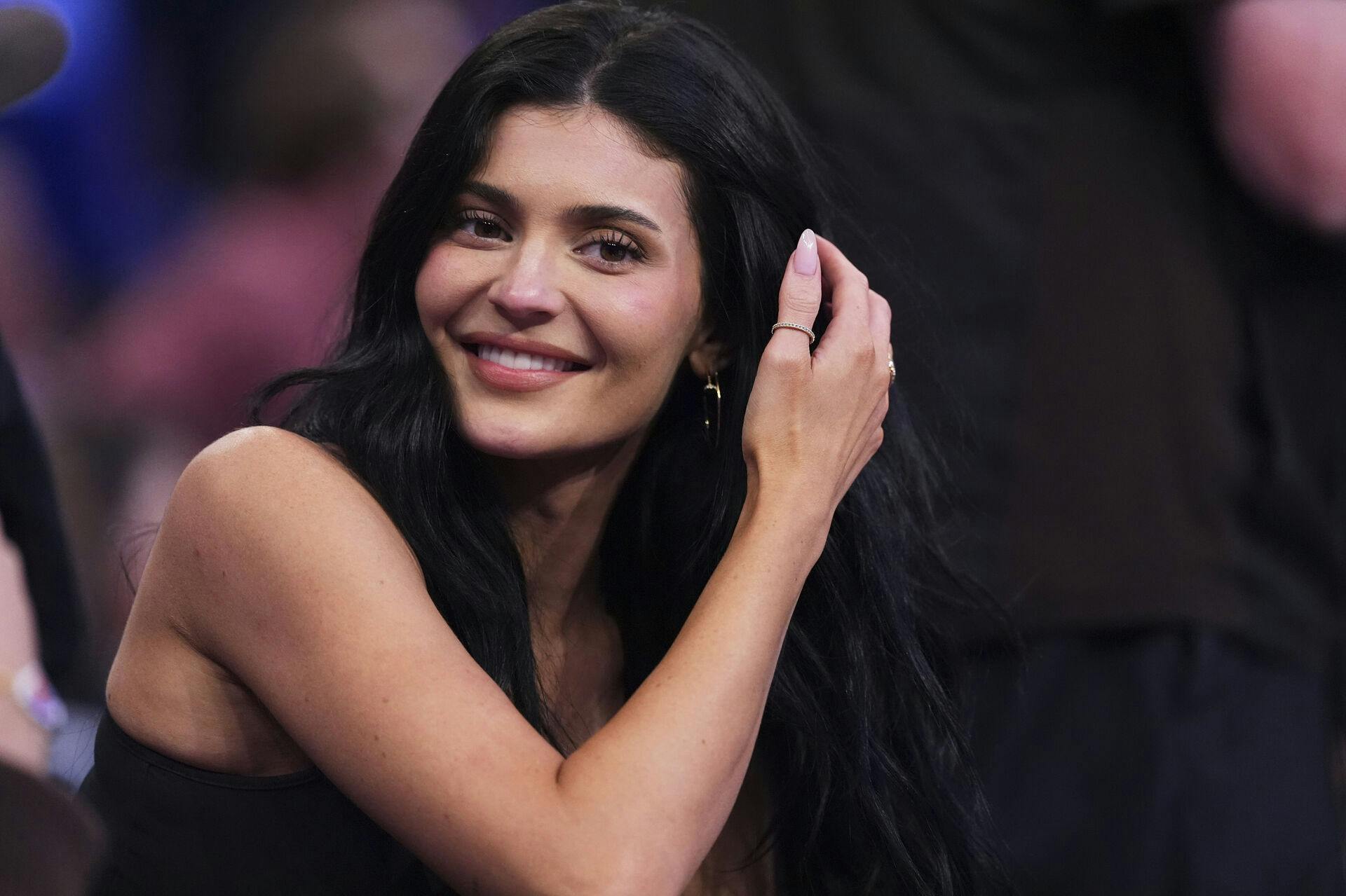 Kylie Jenners hund Norman har mistet livet.
