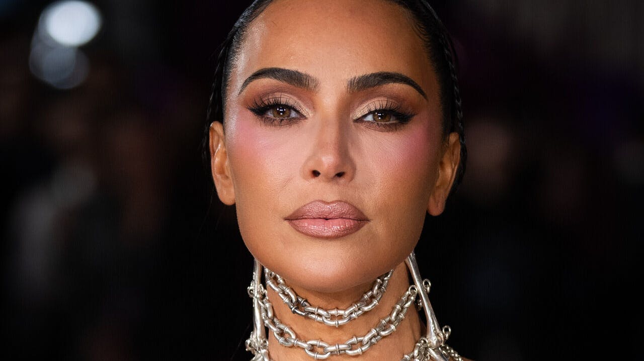 Kim Kardashian er blevet ramt af en hjerneaneurisme.
