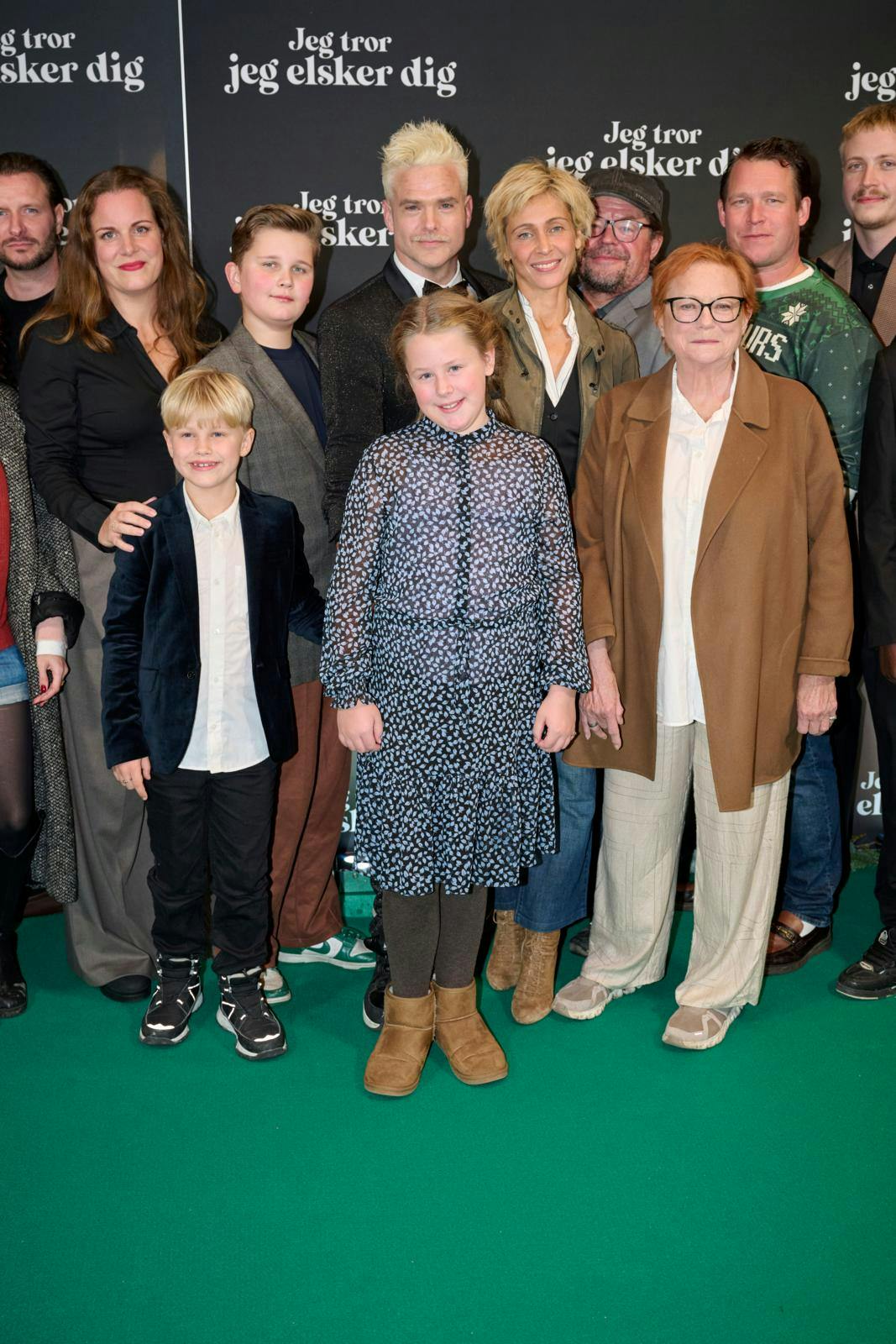 Silas Holsts to børn, Maggie My og Bob, var begge med til premieren på filmen "Jeg tror, jeg elsker dig".