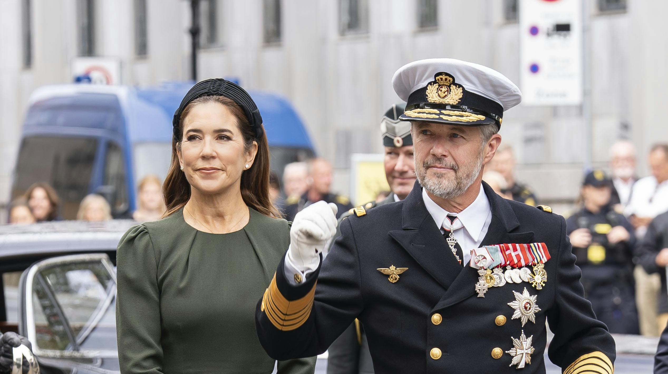 Kong Frederik, 57, er både frømandsuddannet og har rang af både admiral og general.