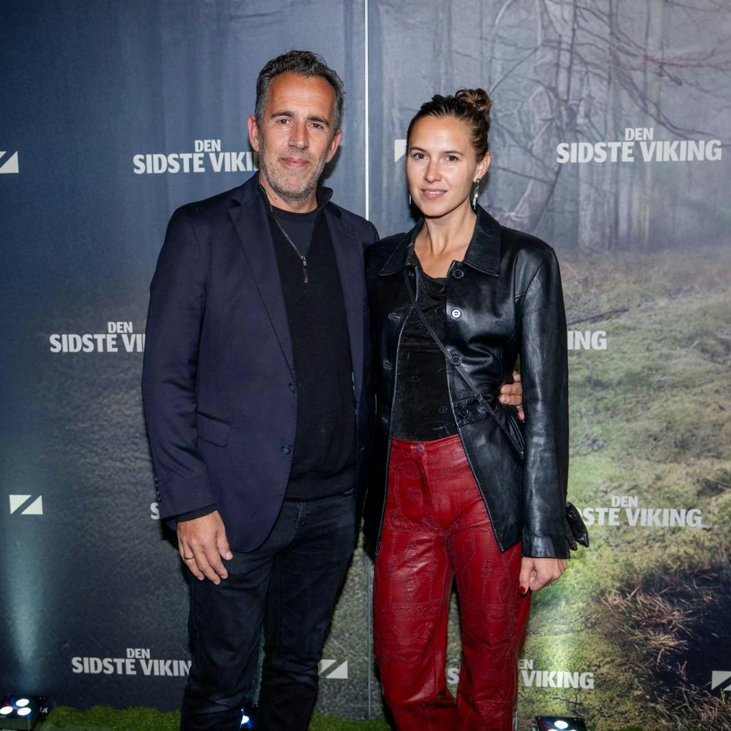 Nikolaj Arcel og Sara Isabella Jønsson Vedd får sammen med deres børn mere plads i ejendommen i Valby, der samlet koster dem 22,1 millioner kroner.