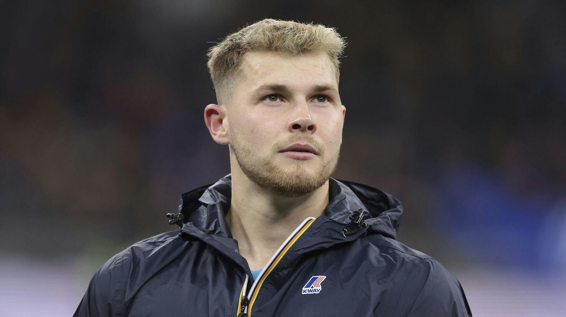 Den spanske målmand Josep Martinez har tirsdag påkørt en 81-årig mand, der er afgået ved døden.