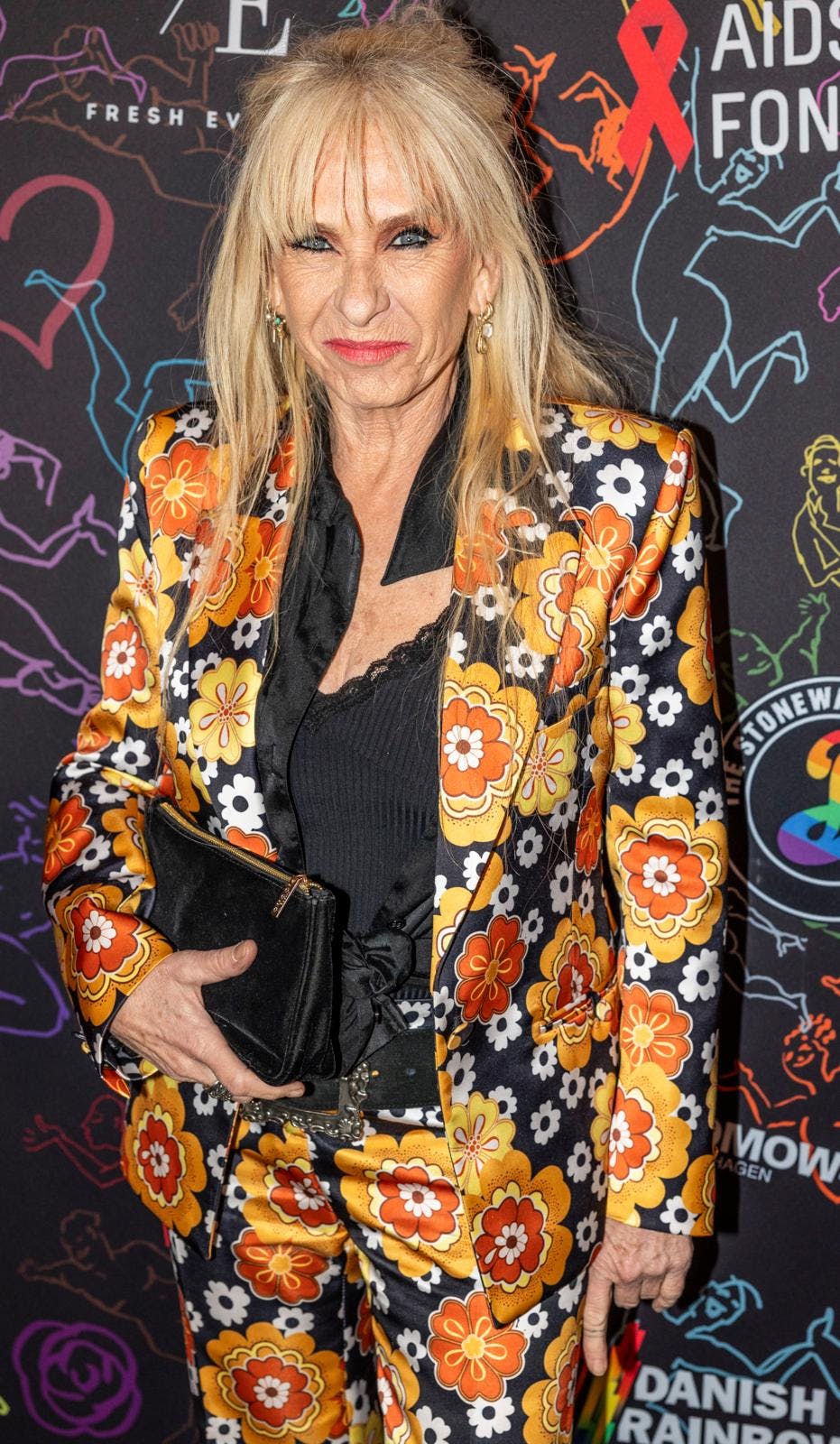 I "Det hele" fortæller Sanne Salomonsen om, hvordan hun fik foretaget to aborter, da hun var bare 17 år gammel.