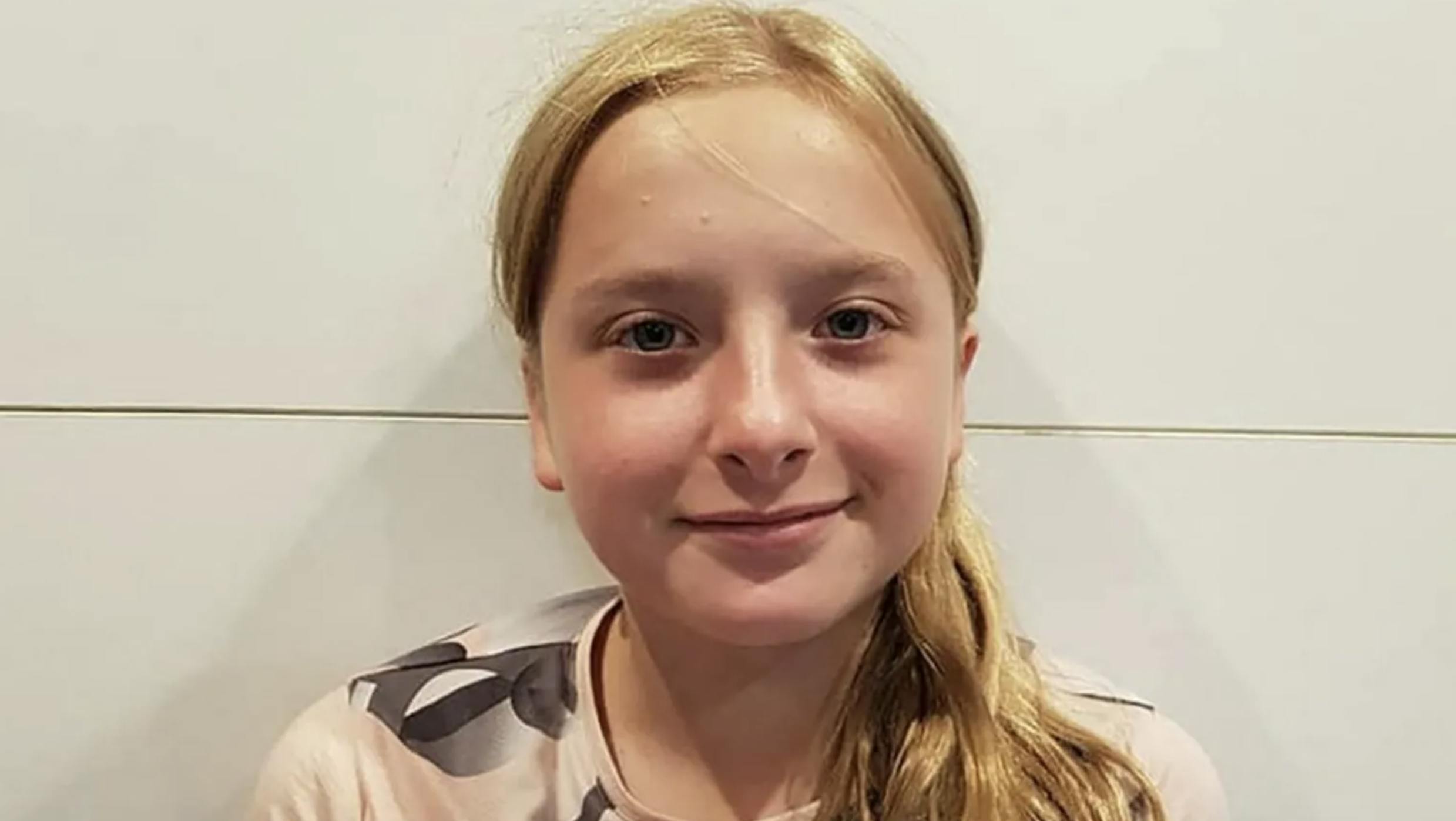 En fransk kvinde er blevet idømt livsvarigt fængsel, efter hendes forbrydelse rystede hele landet: Kvinden voldtog, torturerede og myrdede en blot 12-årig pige, før hun efterlod liget foran den bygning, hvor pigens familie boede.&nbsp;