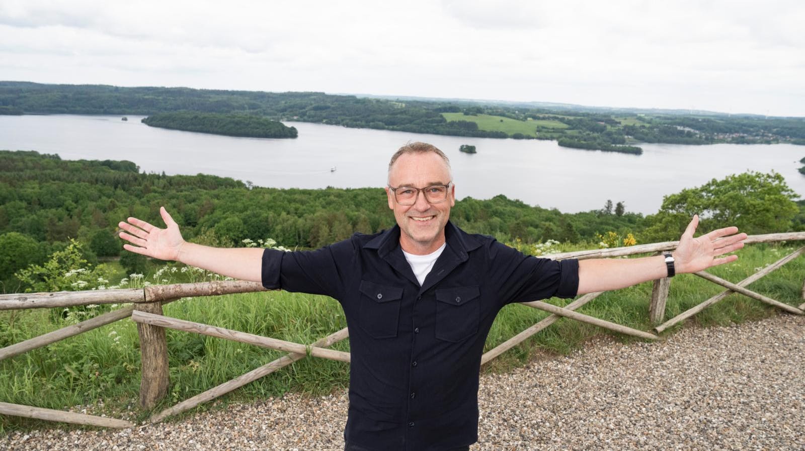 Det er snart slut med udsigten til vandet, men til gengæld får Peter Ingemann alle de træer, han kan drømme om.