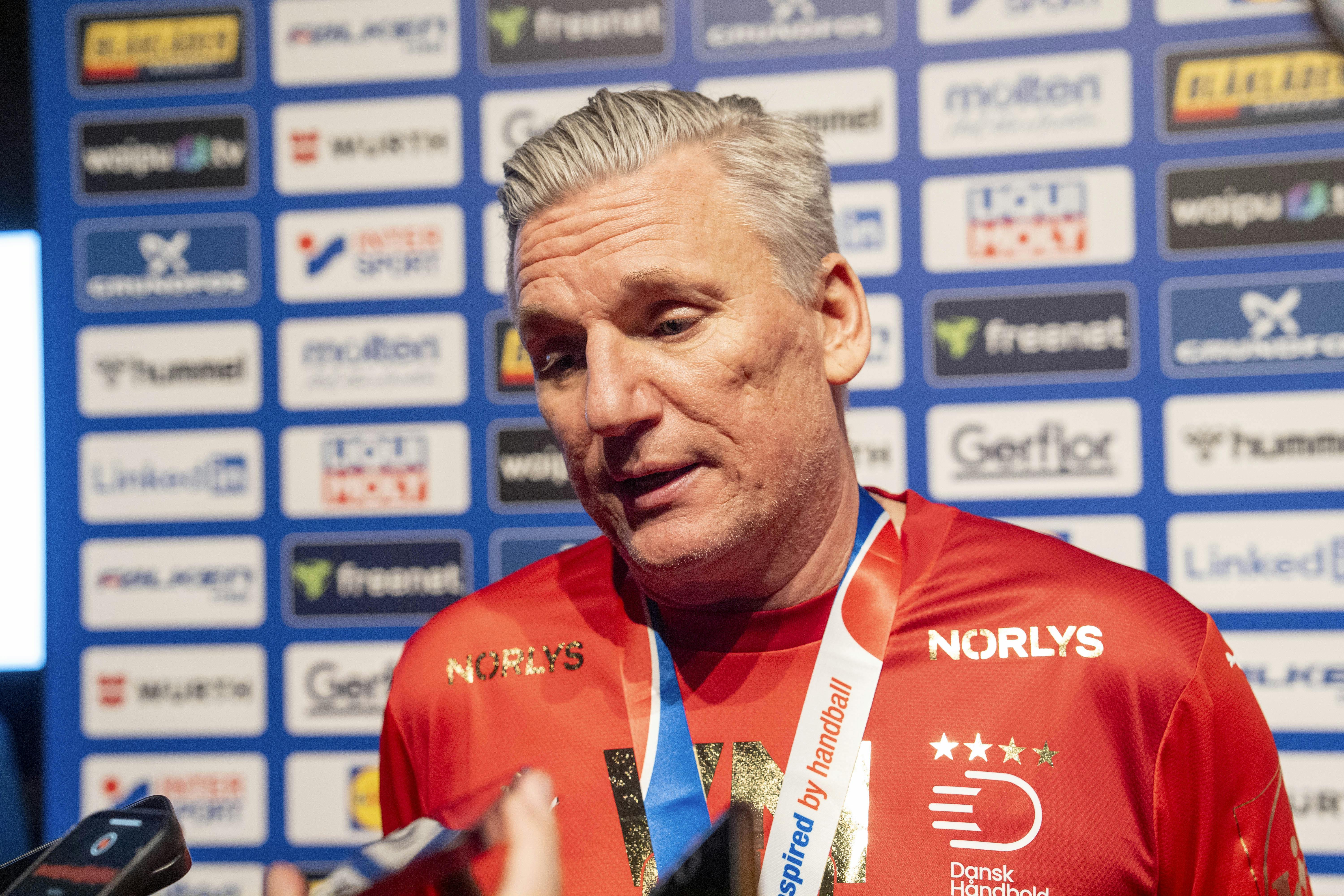 Nikolaj Jacobsen kan ikke gøre meget forkert, når det kommer til håndbolden. Det kan han så muligvis i trafikken.&nbsp;