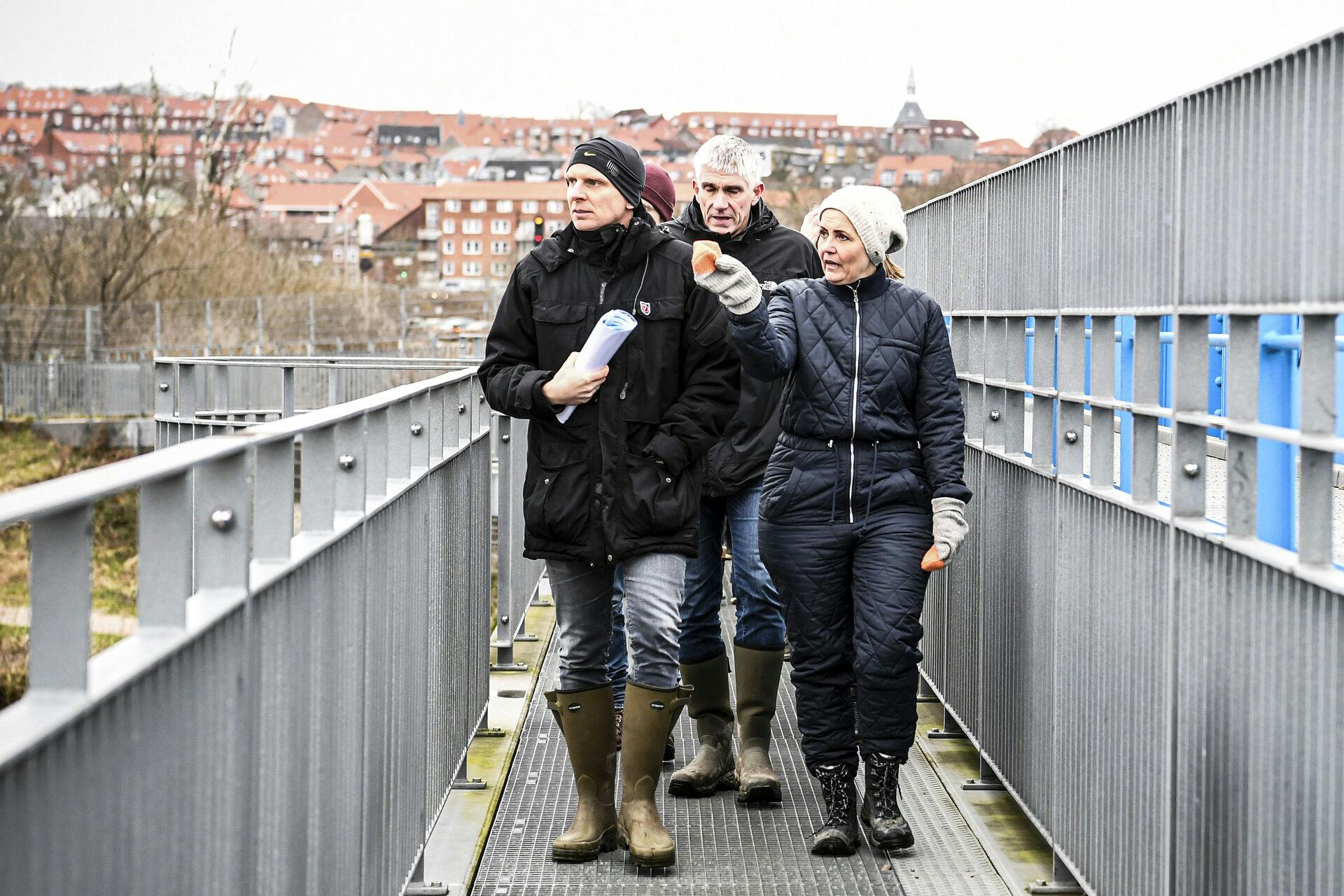 Jens Heslop (til venstre), der denne uge blev fyret som direktør for Udvikling, Miljø og Teknik i Randers Kommune, får et gyldent håndtryk på 1,8 millioner kroner. Det  svarer til ét års løn.
