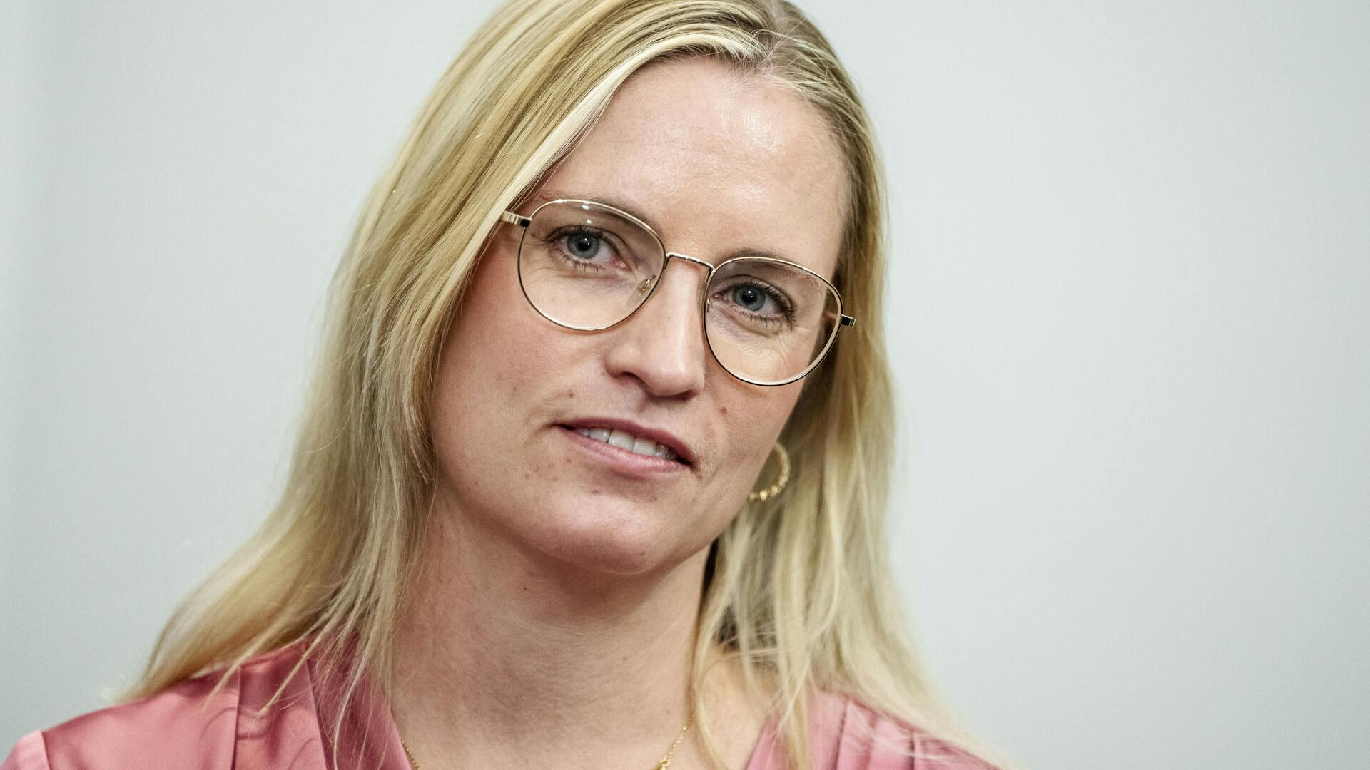 Det var ikke småpenge, som økonomiministeren fløj for.