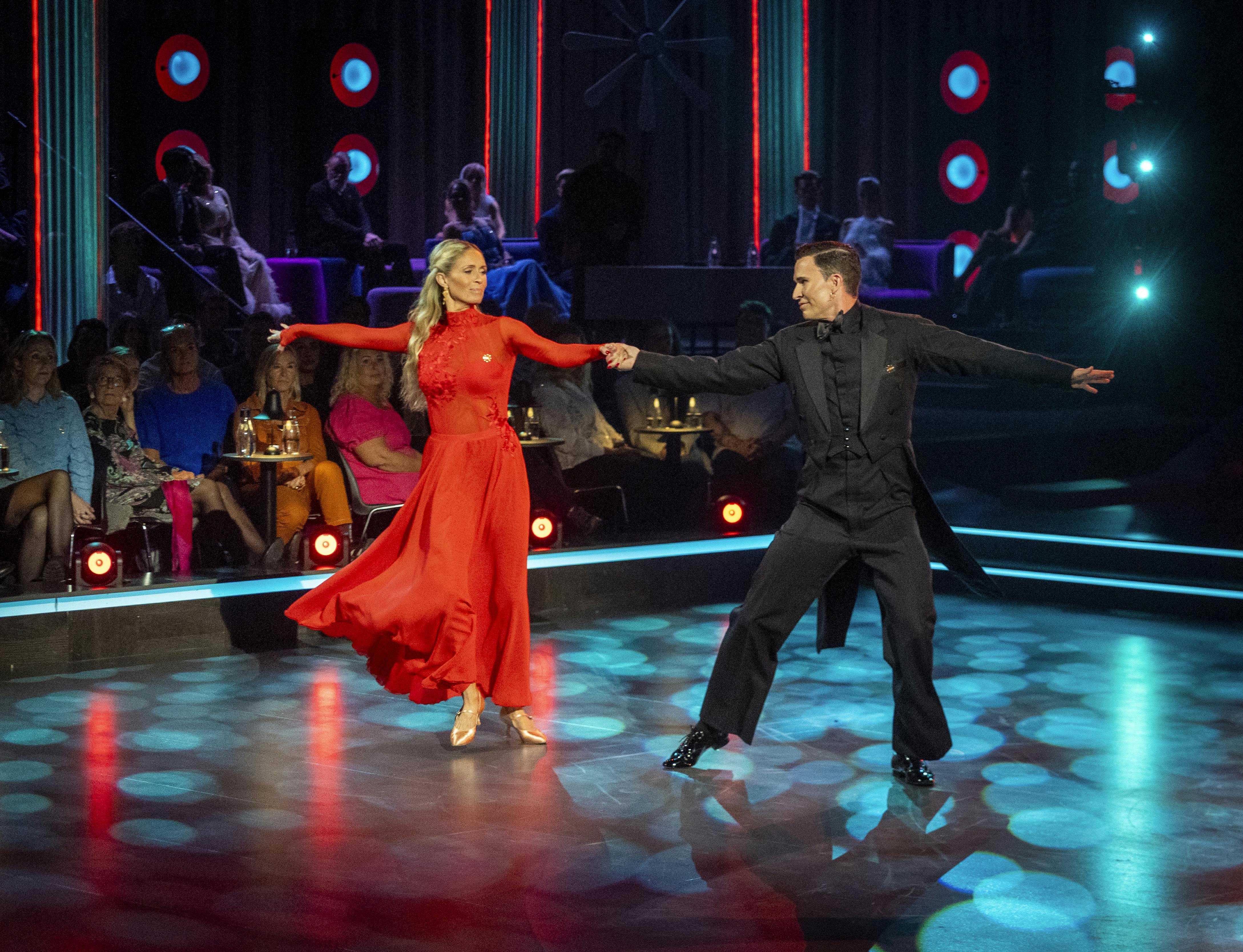 Karina Frimodt og Gustav Salinas havner ifølge Danske Spil i farezonen. 