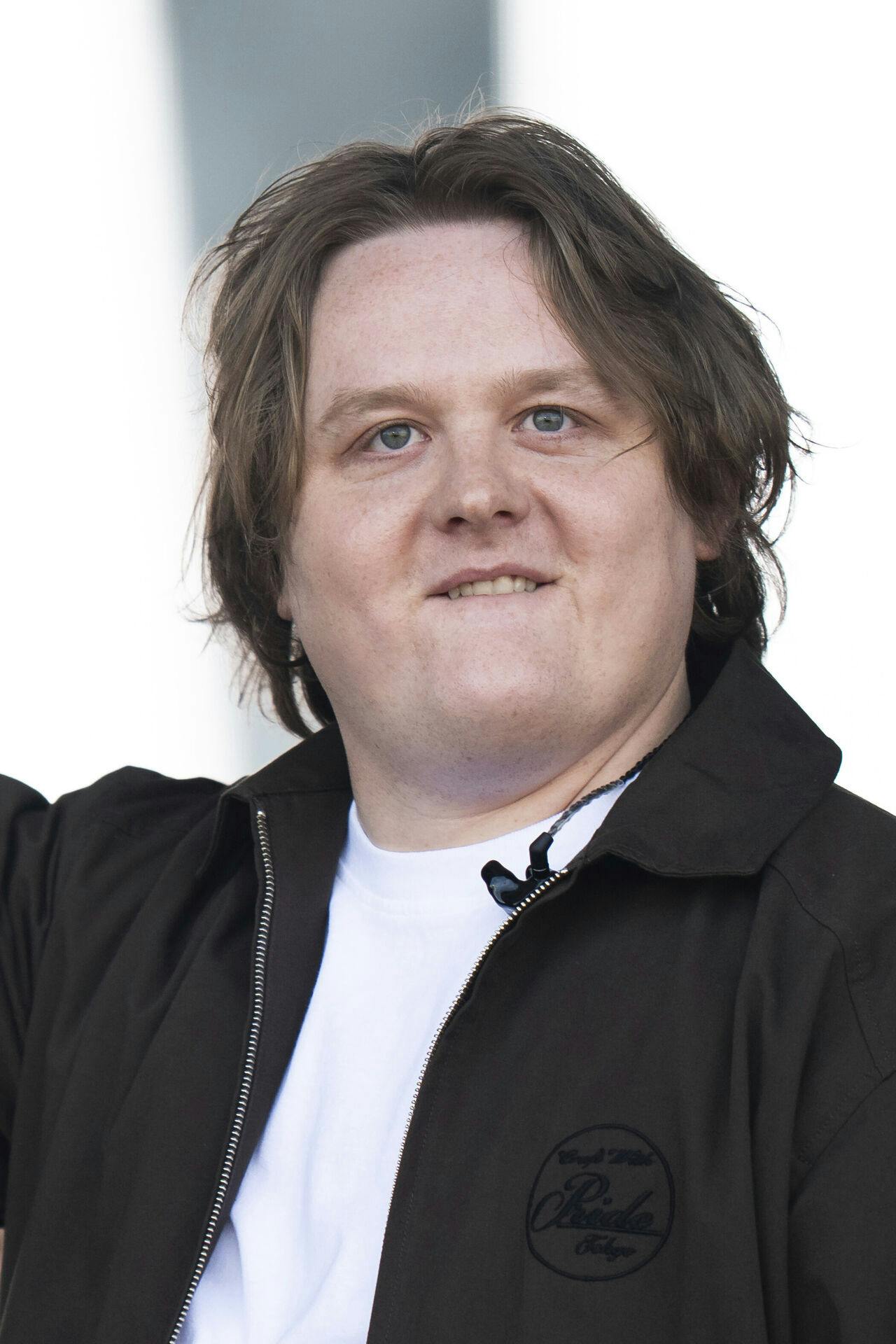 Lewis Capaldi kommer på Smukfest.