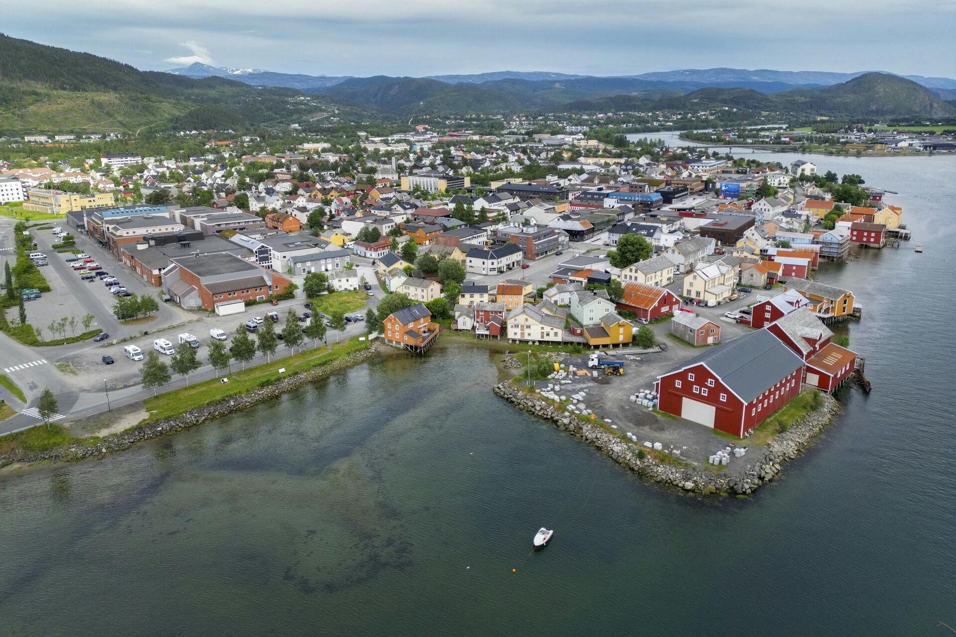 Den norske ny Mosjøen, som drengen blev fundet i.&nbsp;