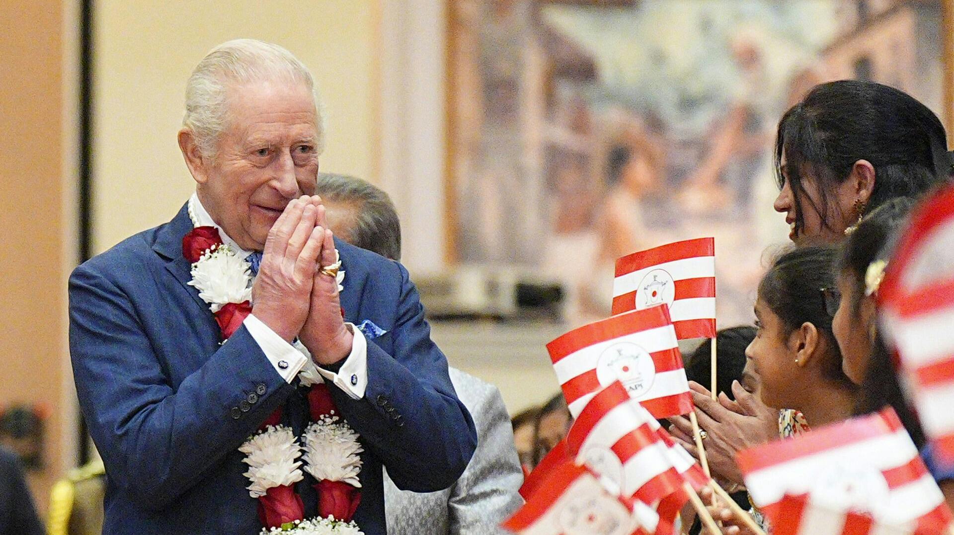 Kong Charles reagerer nu på det forfærdelige knivoverfald. 