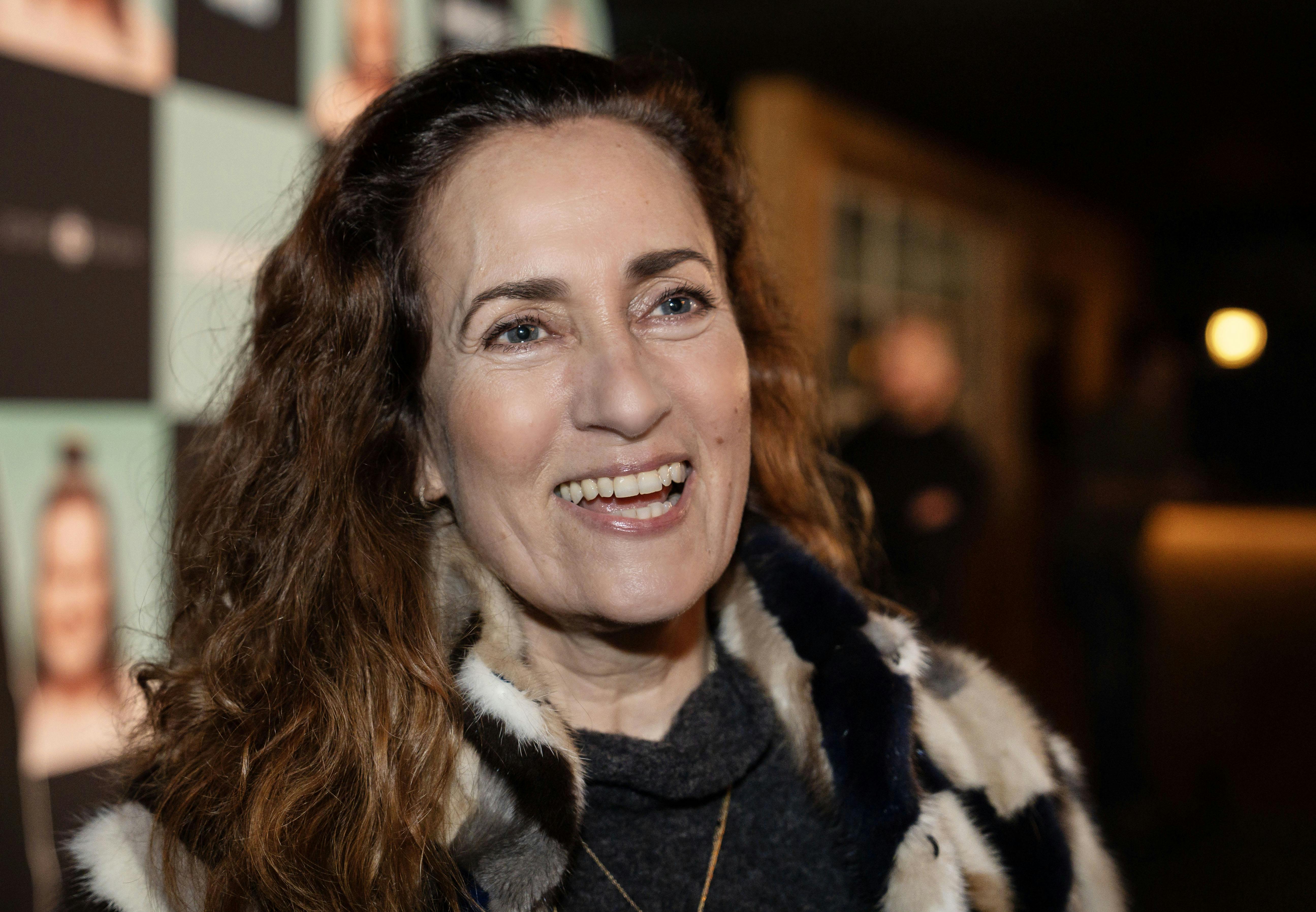 Hun forsøgte gentagende gange at afvise ham, men til sidst faldt Camilla Miehe-Renard for Hells Angels' krigsminister.