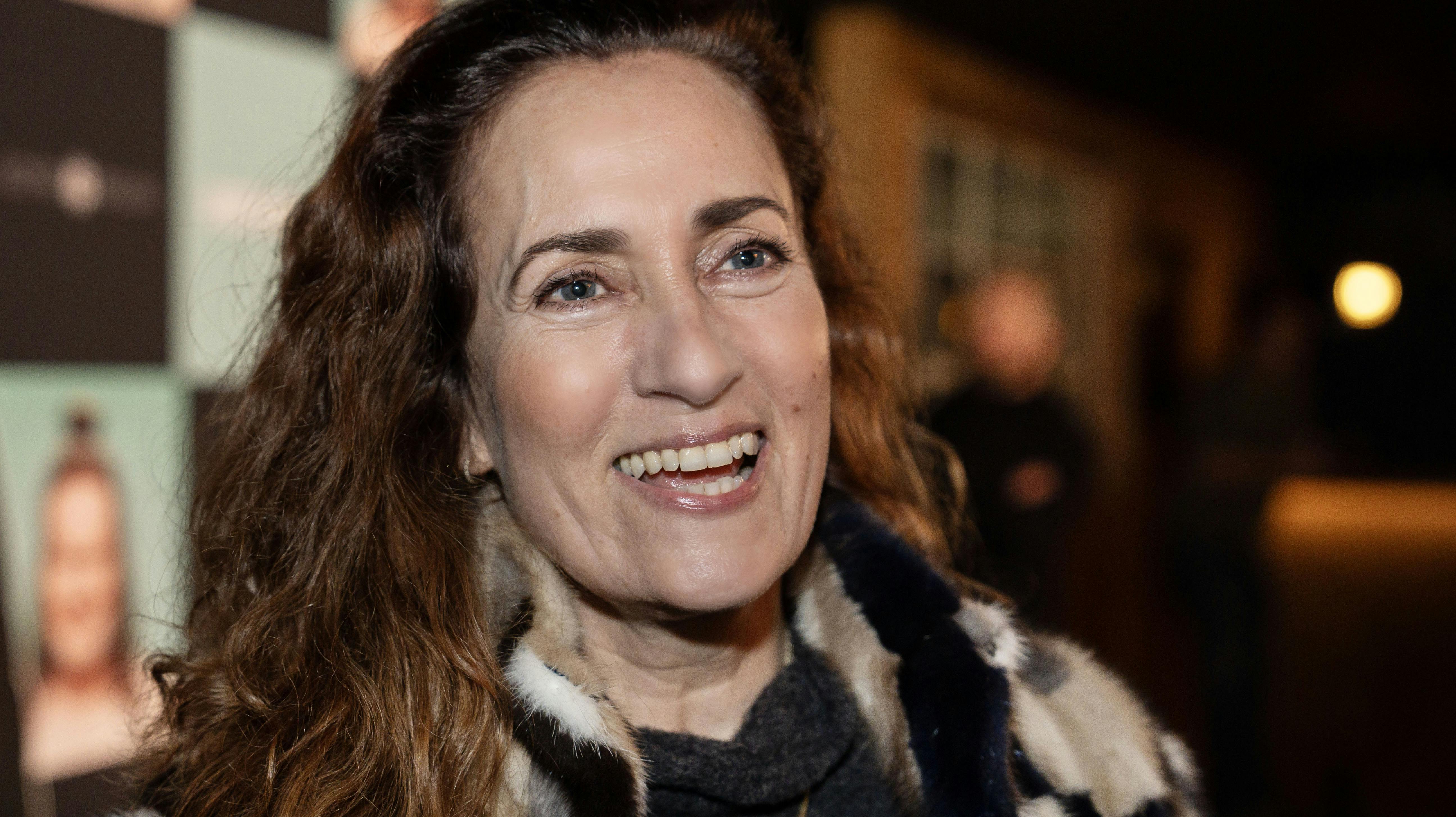 Hun forsøgte gentagende gange at afvise ham, men til sidst faldt Camilla Miehe-Renard for Hells Angels' krigsminister.