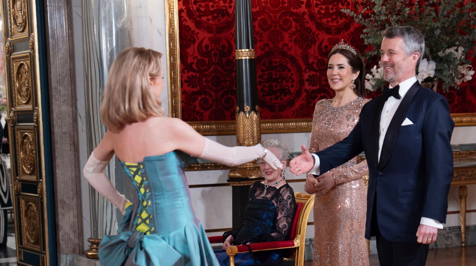 Kongeparret har før vist, at de har et særligt øje for Emma Sehested Høeg.