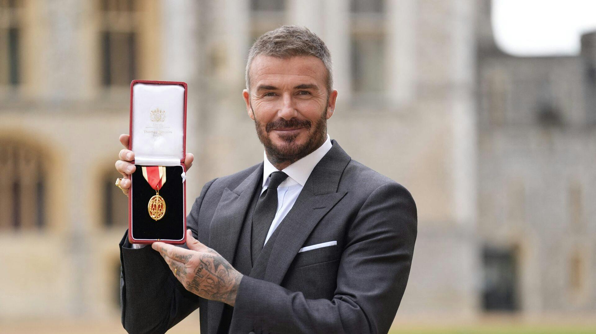 David Beckham er blevet slået til ridder.