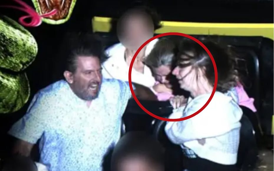 En rutsjebanetur endte i sidste måned i et sandt mareridt for en ung pige fra Kansas City - hun var nemlig ikke spændt fast.