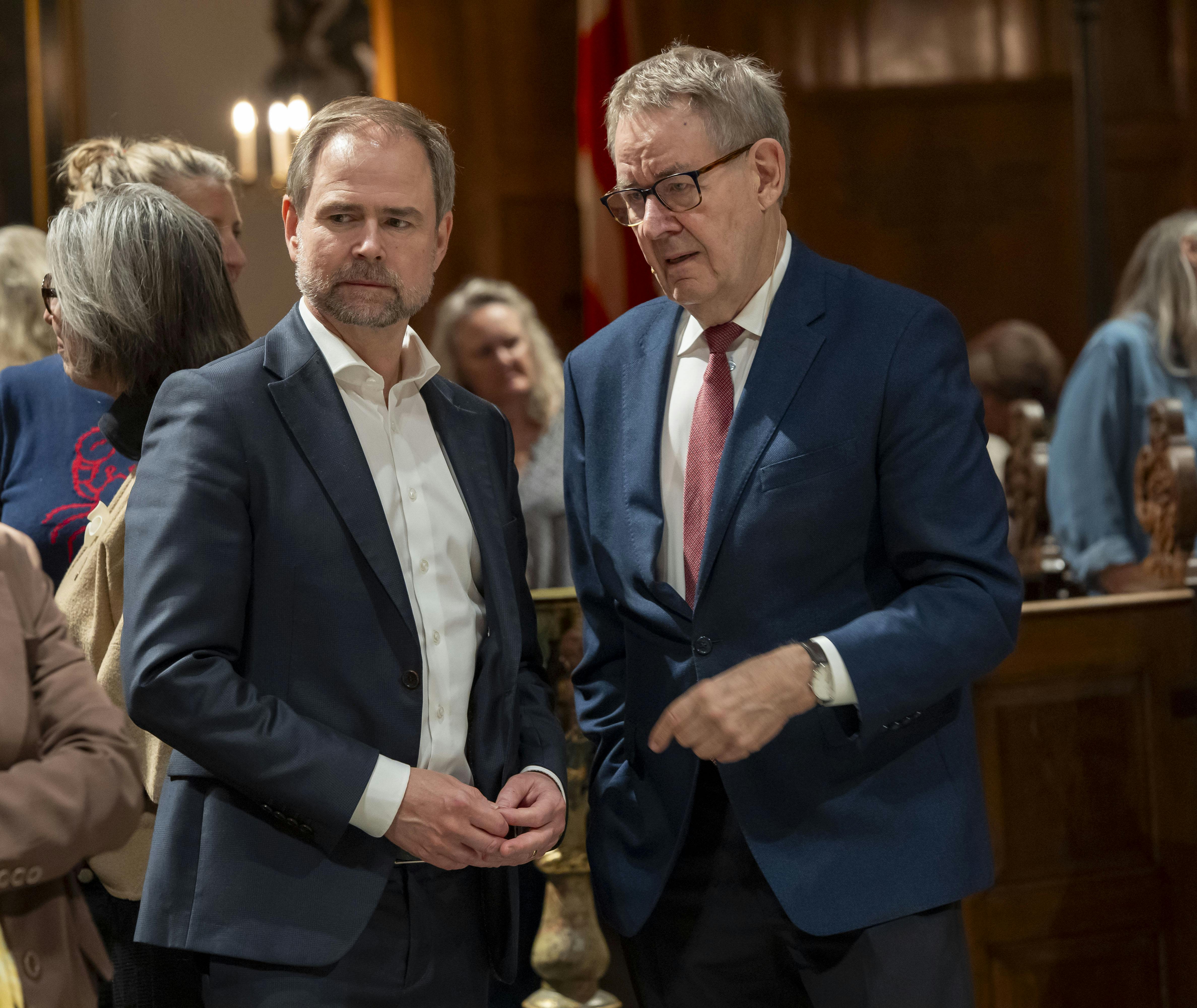 Det kan blive en lang nat for Wammen, som lige nu er ramt af lukningen af lufttrafikken i Bruxelles.