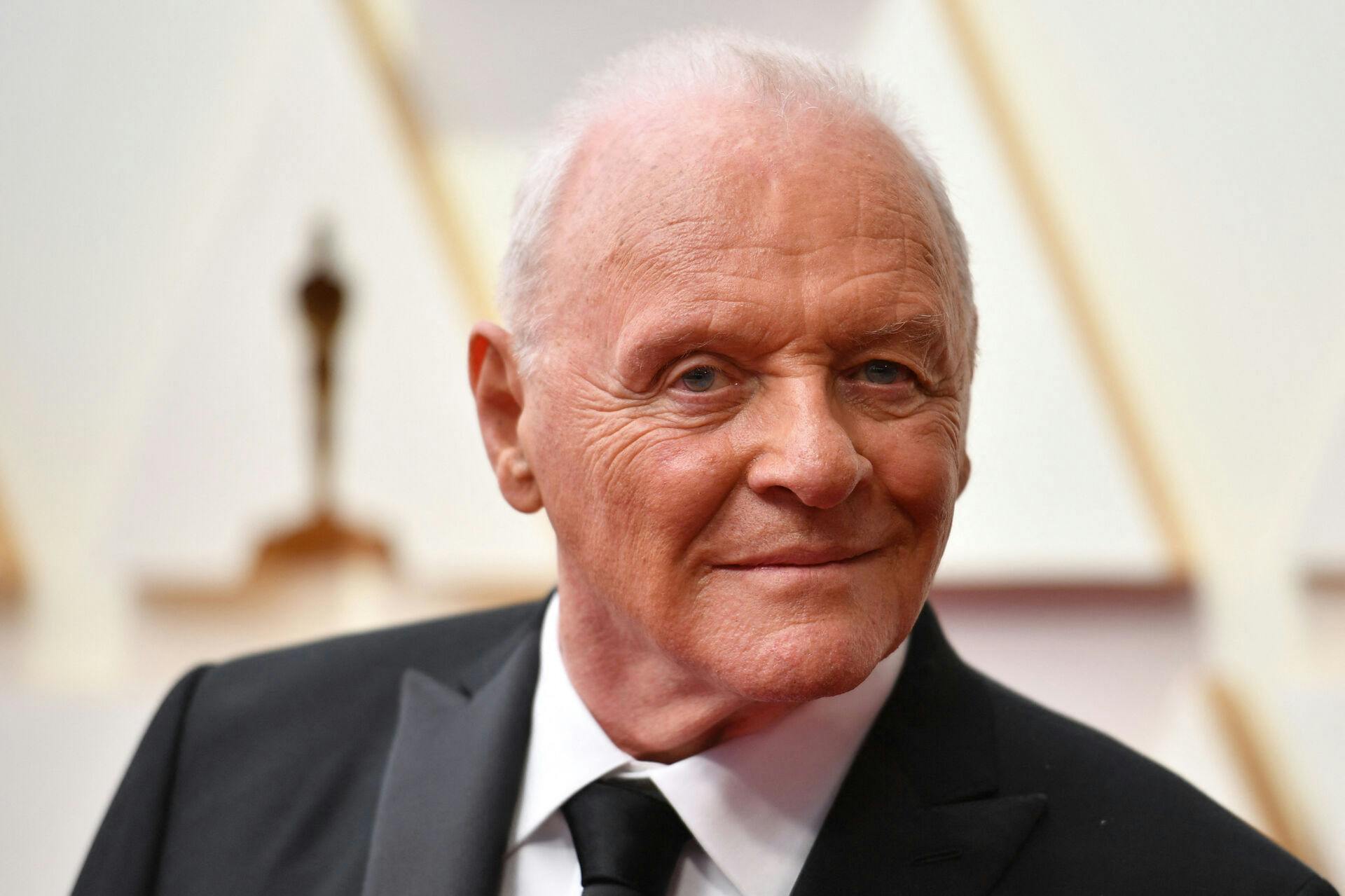 Welsh actor Anthony Hopkins attends the 94th Oscars at the Dolby Theatre in Hollywood, California on March 27, 2022.  ANGELA WEISS / AFP