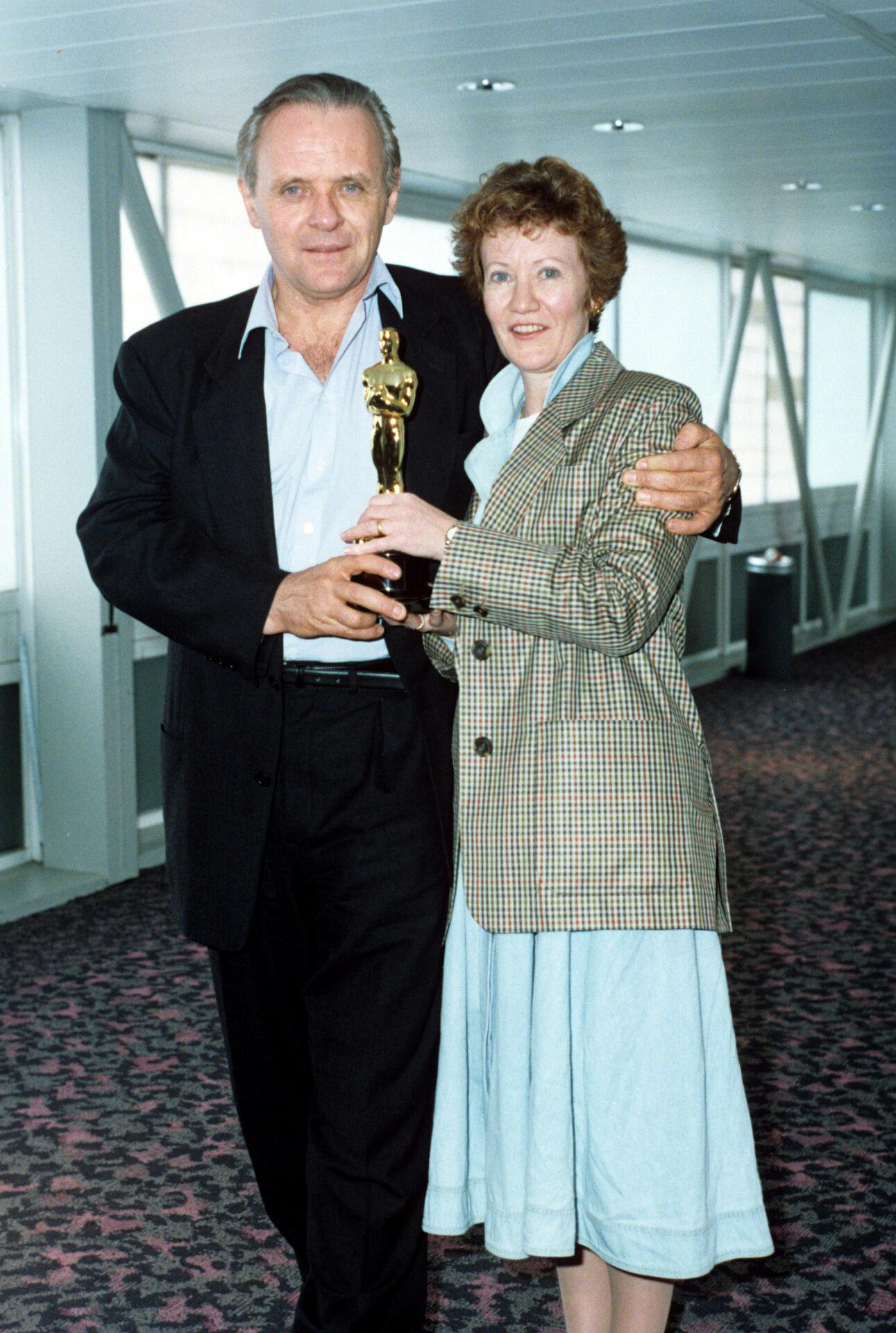 Anthony Hopkins and wife Jennifer Lynton