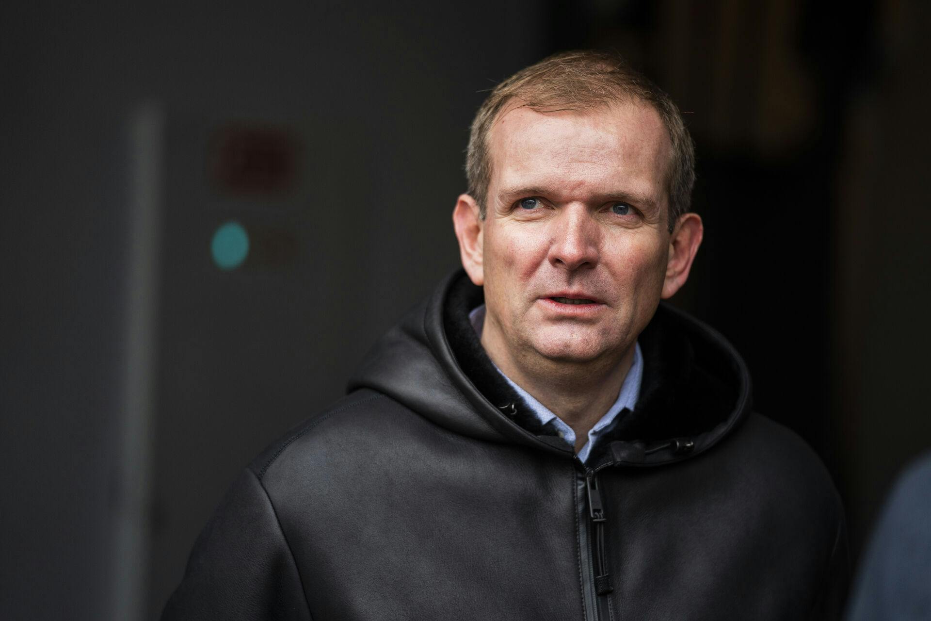 Det er stjerneadvokaten Michael Juul Eriksen, som forsvarer Jimmi Levakovic i sagen.