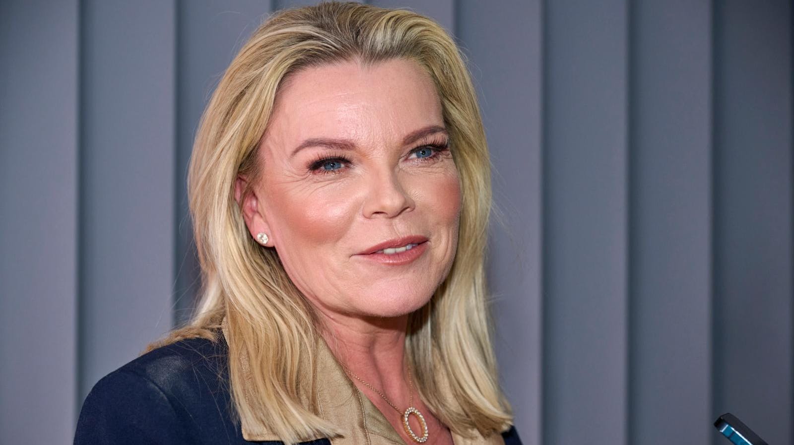 Katerina Pitzner er en erfaren dame udi diamanter og transport af samme.