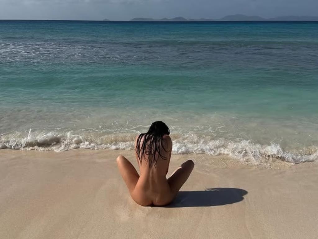 Kendall Jenner har delt adskillige halv- og helnøgne billeder på Instagram.