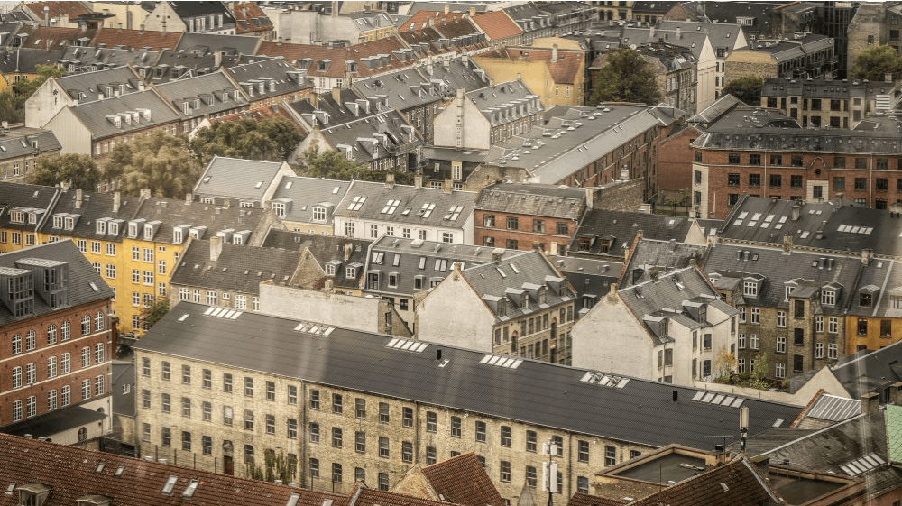 Lejligheder er steget i pris måned for måned i halvandet år. Hurtigst er det gået i København, hvor en lejlighed nu koster i gennemsnit knap 66.800 kroner per kvadratmeter. (Arkivfoto). - Foto: Ida Marie Odgaard/Ritzau Scanpix