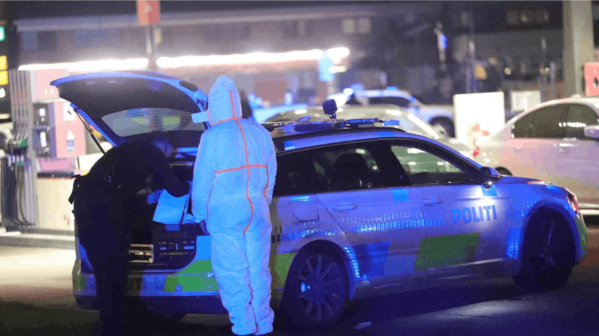 Københavns Vestegns Politi er til stede i Ishøj, hvor en person er ramt af skud.