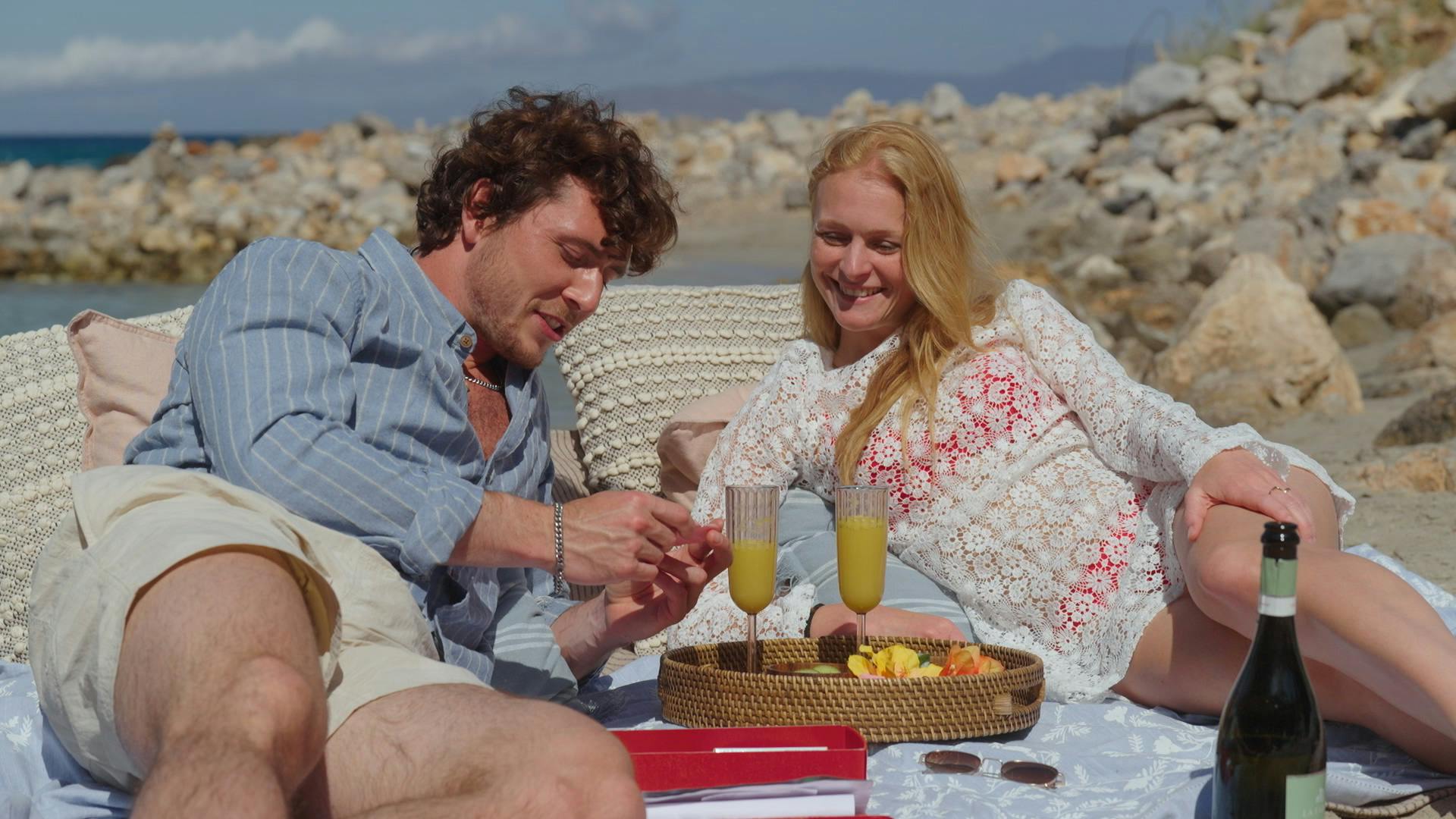 Nicklas Flenø Mikaelsen er på date med Lene i "Bachelor", men der er helt tørt på kyssefronten.