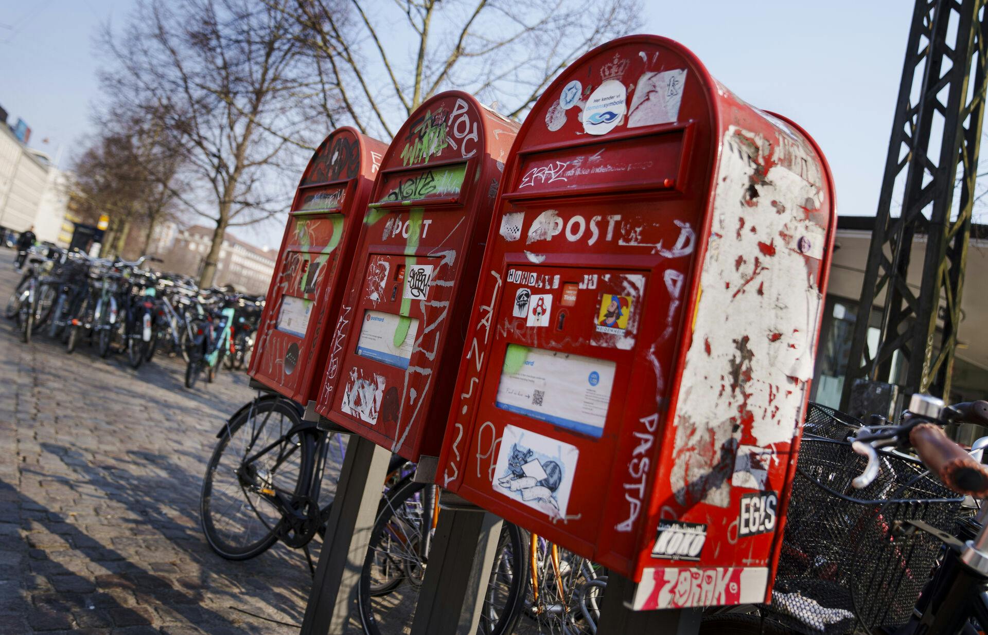 PostNord har i årevis stået for postomdelingen i Danmark. Snart er det slut.