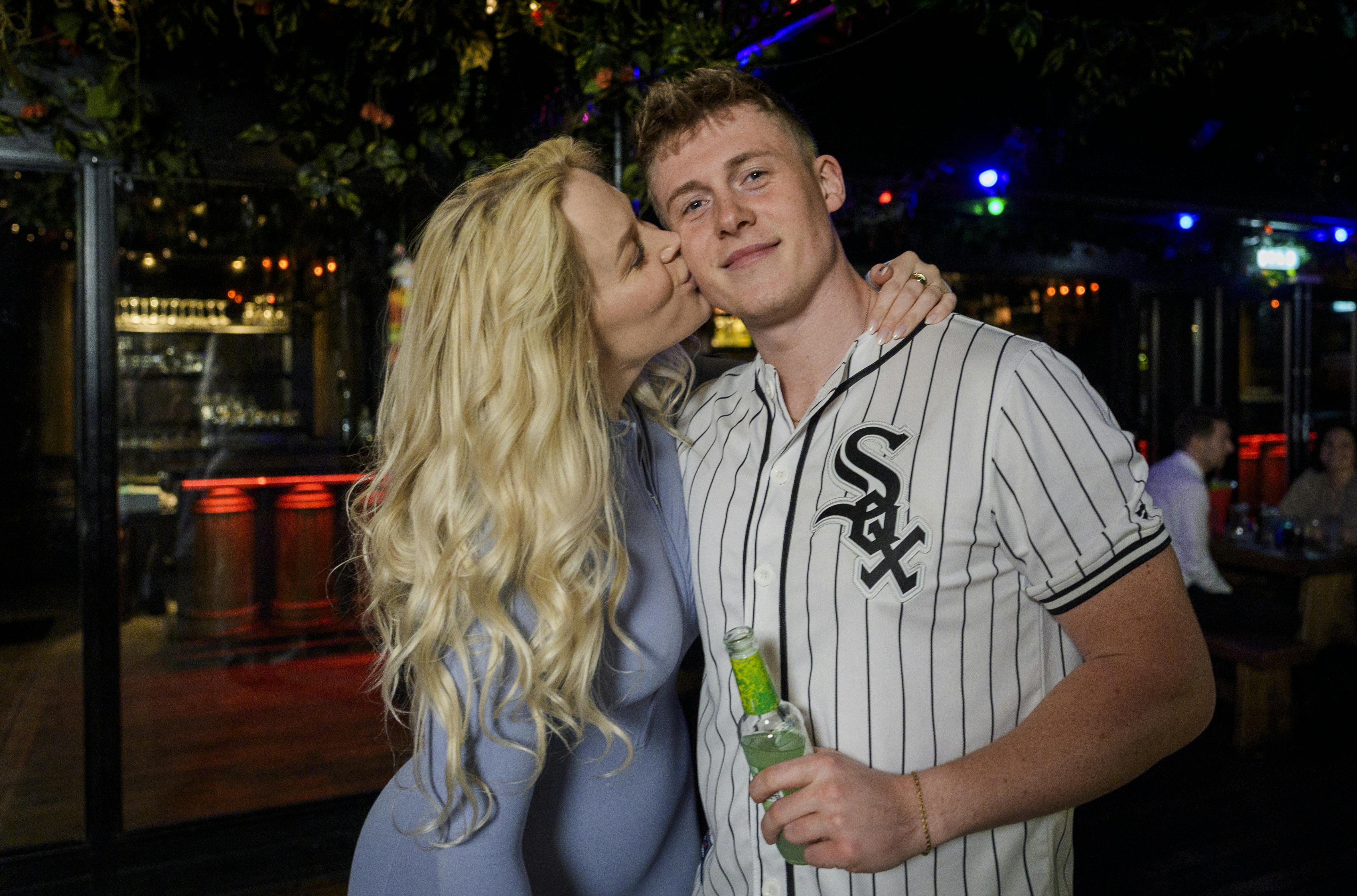 Louise Hjort og Sejr Bek skal giftes.