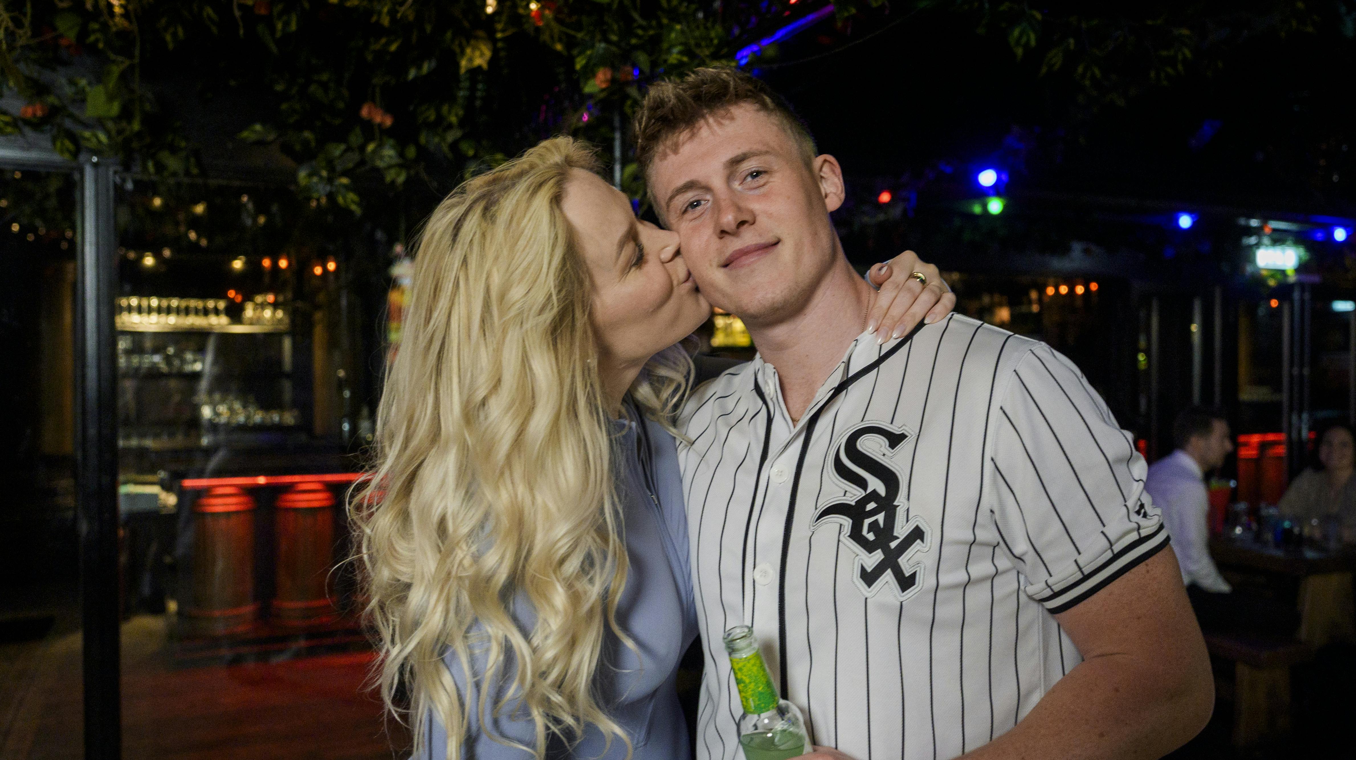 Louise Hjort og Sejr Bek skal giftes.