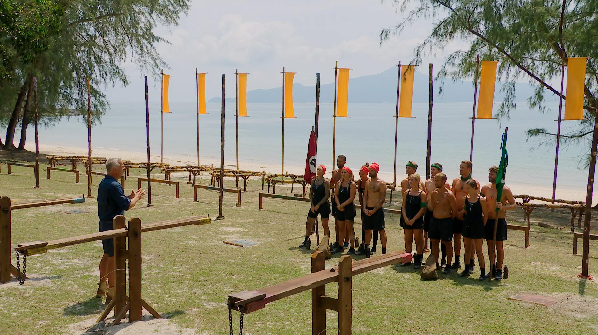 "Robinson Ekspeditionen" har en lang række regler opstillet for sine deltagere. Det viser kontrakter, SE og HØR har set.