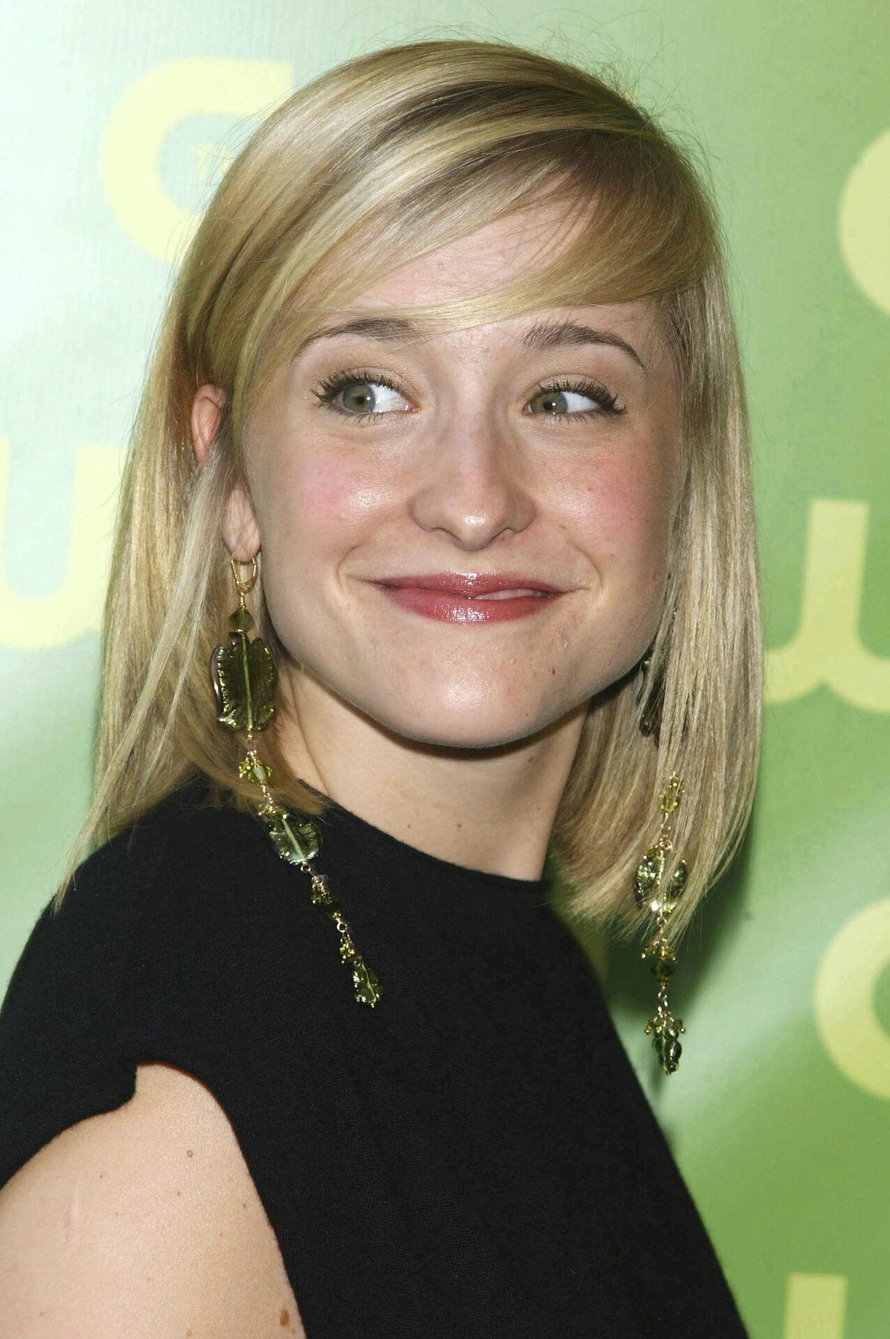 JULY 5th 2023: Actress Allison Mack is released from prison early after serving two years of a three year sentence following her conviction for her role in the alleged sex cult NXIVM human trafficking case. - File Photo by: zz/Stephen Trupp/STAR MAX/IPx 2006 5/18/06 Allison Mack at the 2006 CW Television Network Upfront held on May 18, 2006 at Madison Square Garden in New York City. (NYC)