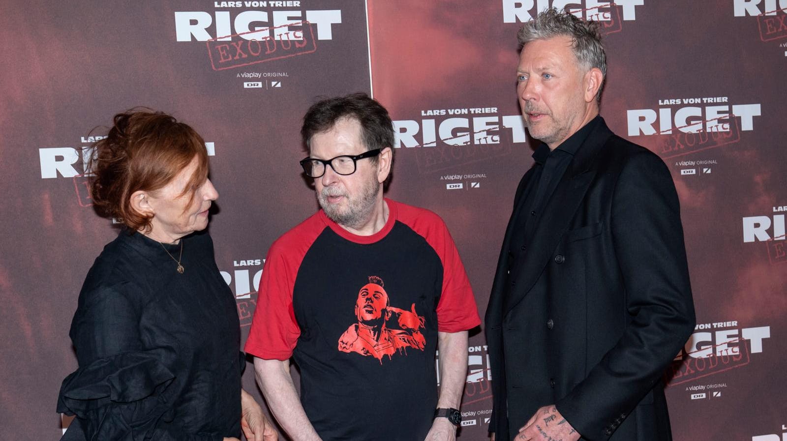 Lars von Trier (i midten) er ikke i stand til at gæste den røde løber på samme måde som tidligere. Men han er fortsat særdeles aktiv med at få sin store formue til at yngle.