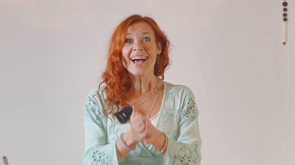 Ørting vil bredere ud med sit budskab om erotiske sprog og parudviklingssamtaler med sine nye online-videoer.